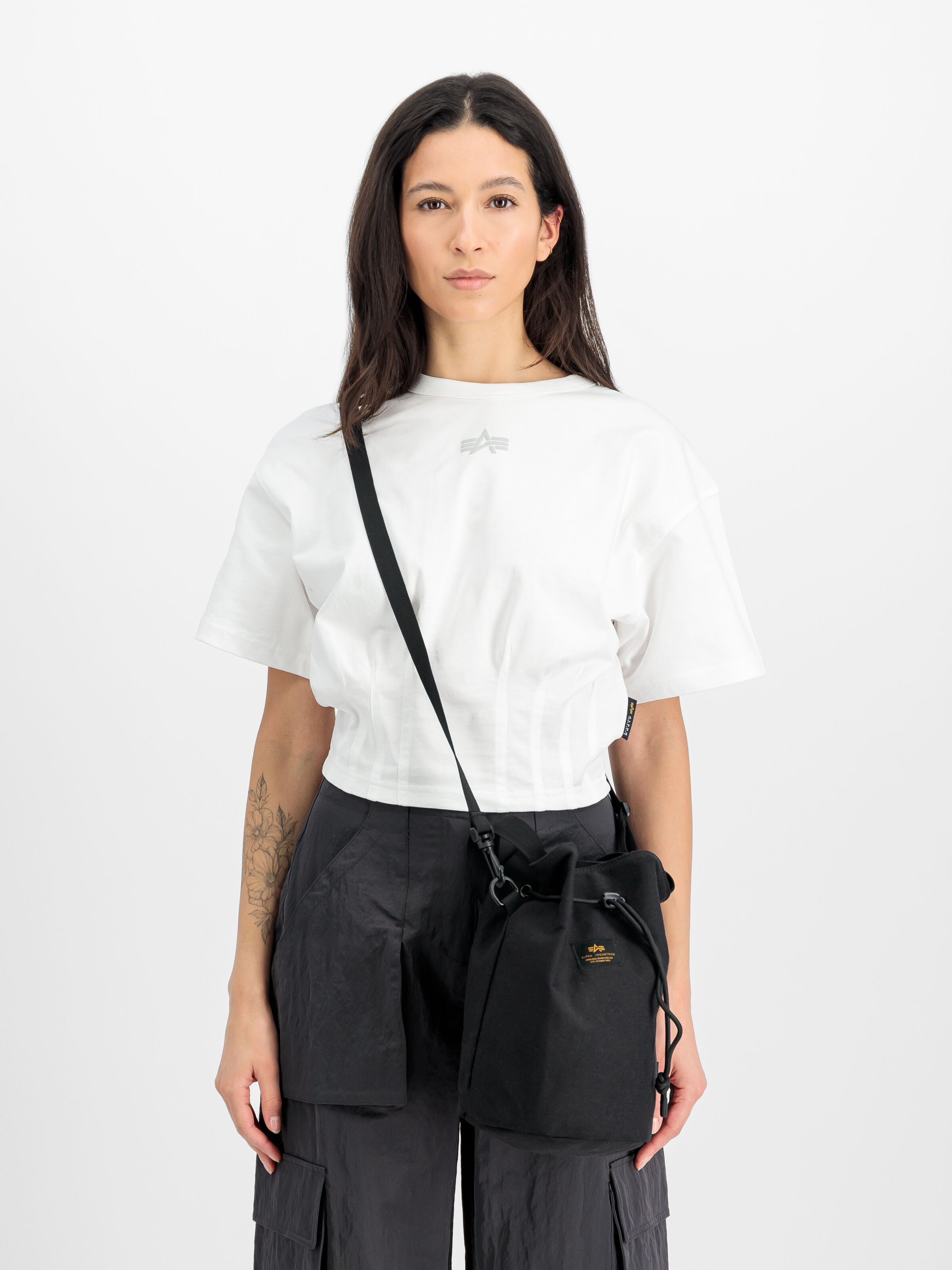 Carry Canvas Bag Women black 156946_03_2_model_00001_155072