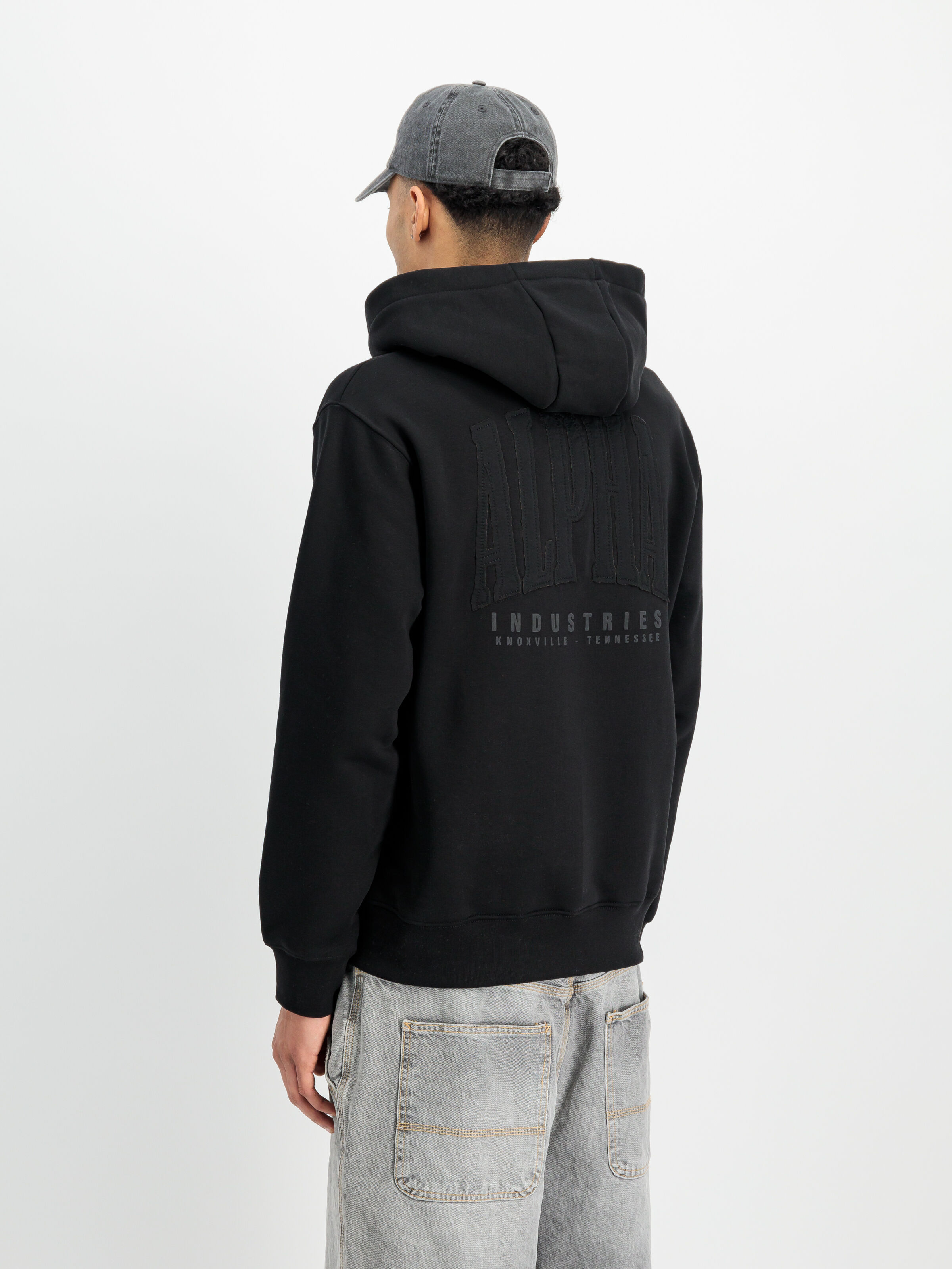 Coach Backprint Hoodie black 156334_03_2_model_00003_151839