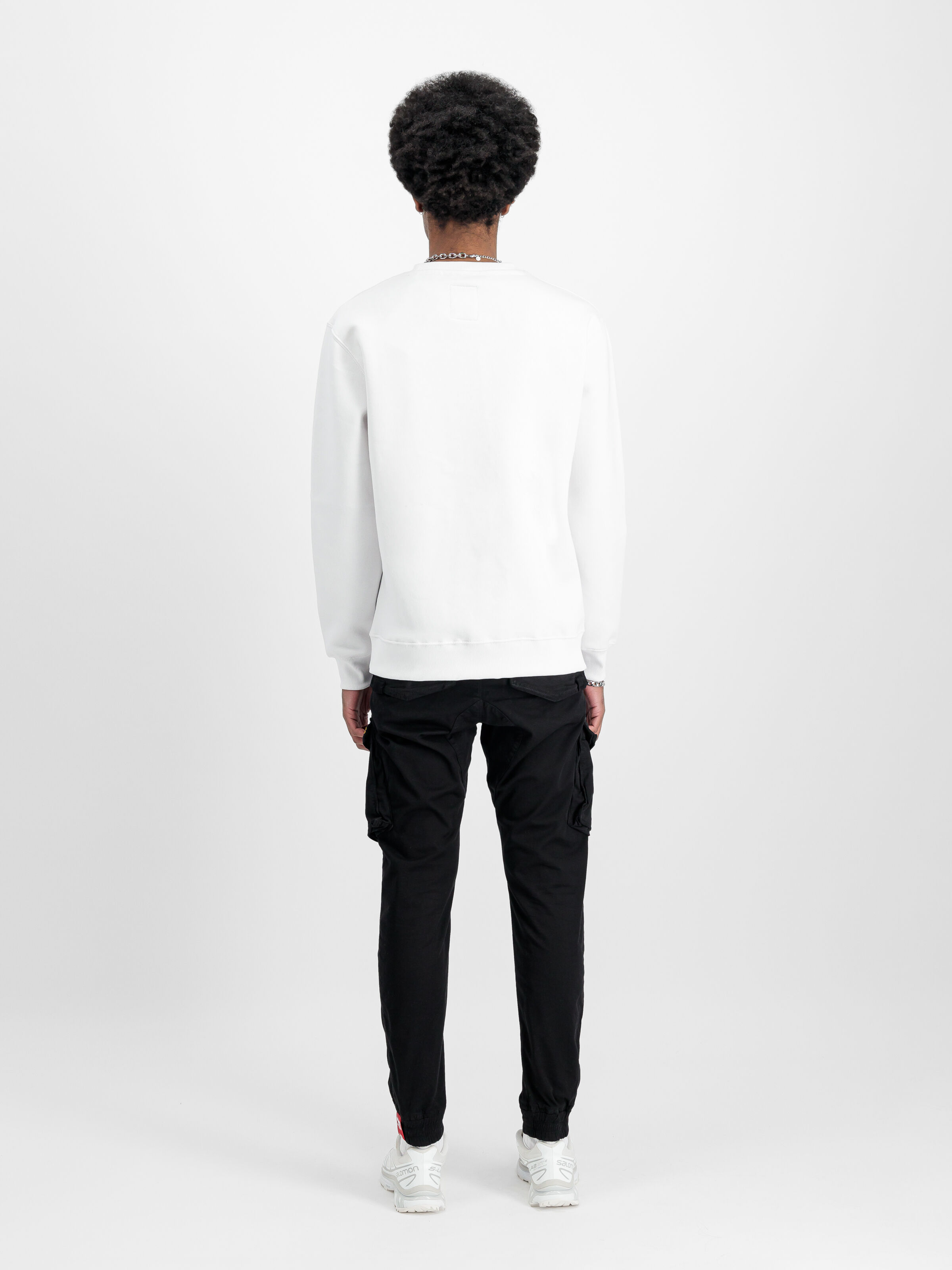 Basic Big Logo Sweatshirt white 178302_09_2_model_00002_131284