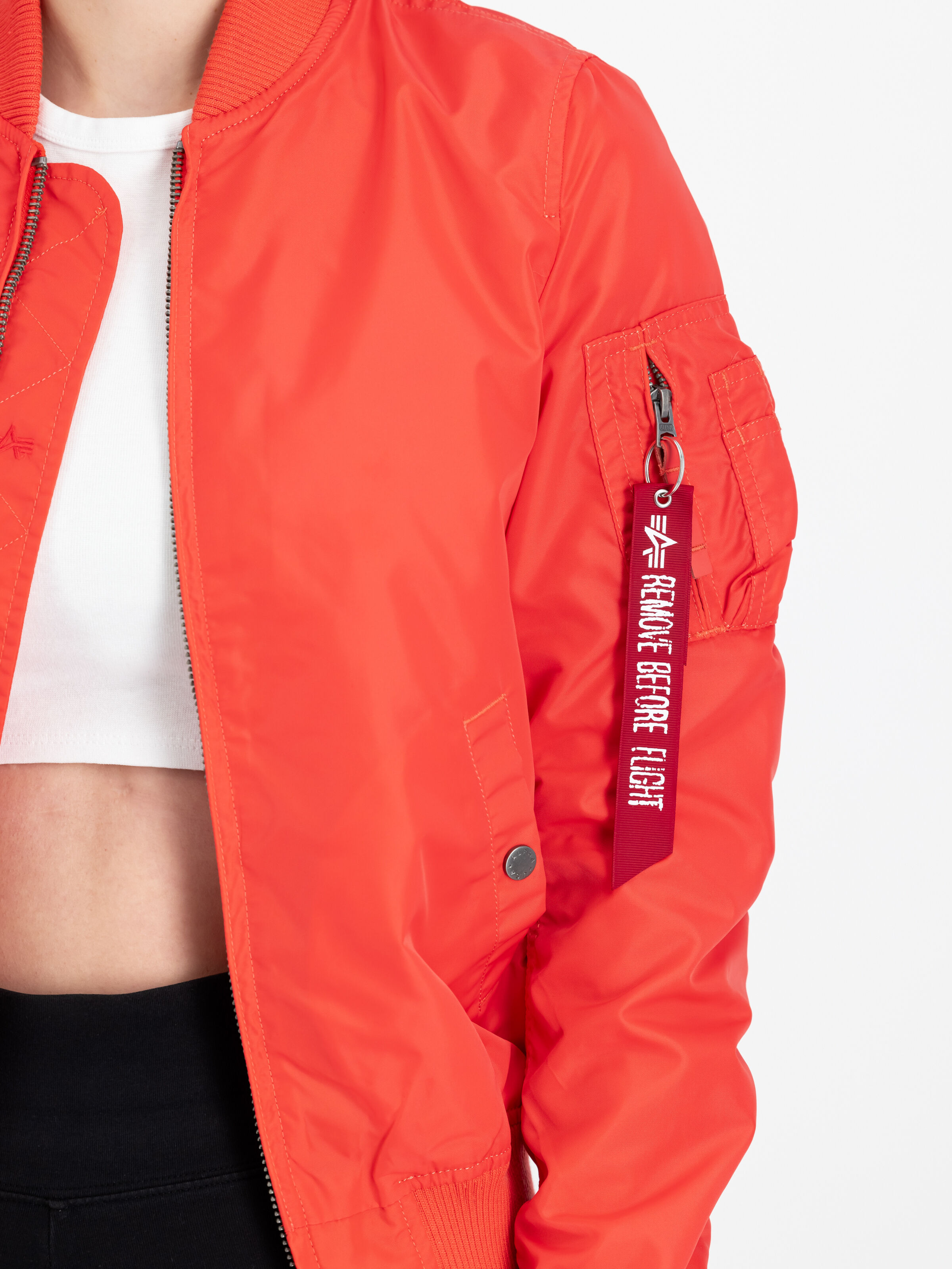 MA-1 TT Two Tone Bomber Jacket Women radiant red 141041_711_3_detail_00002_133745