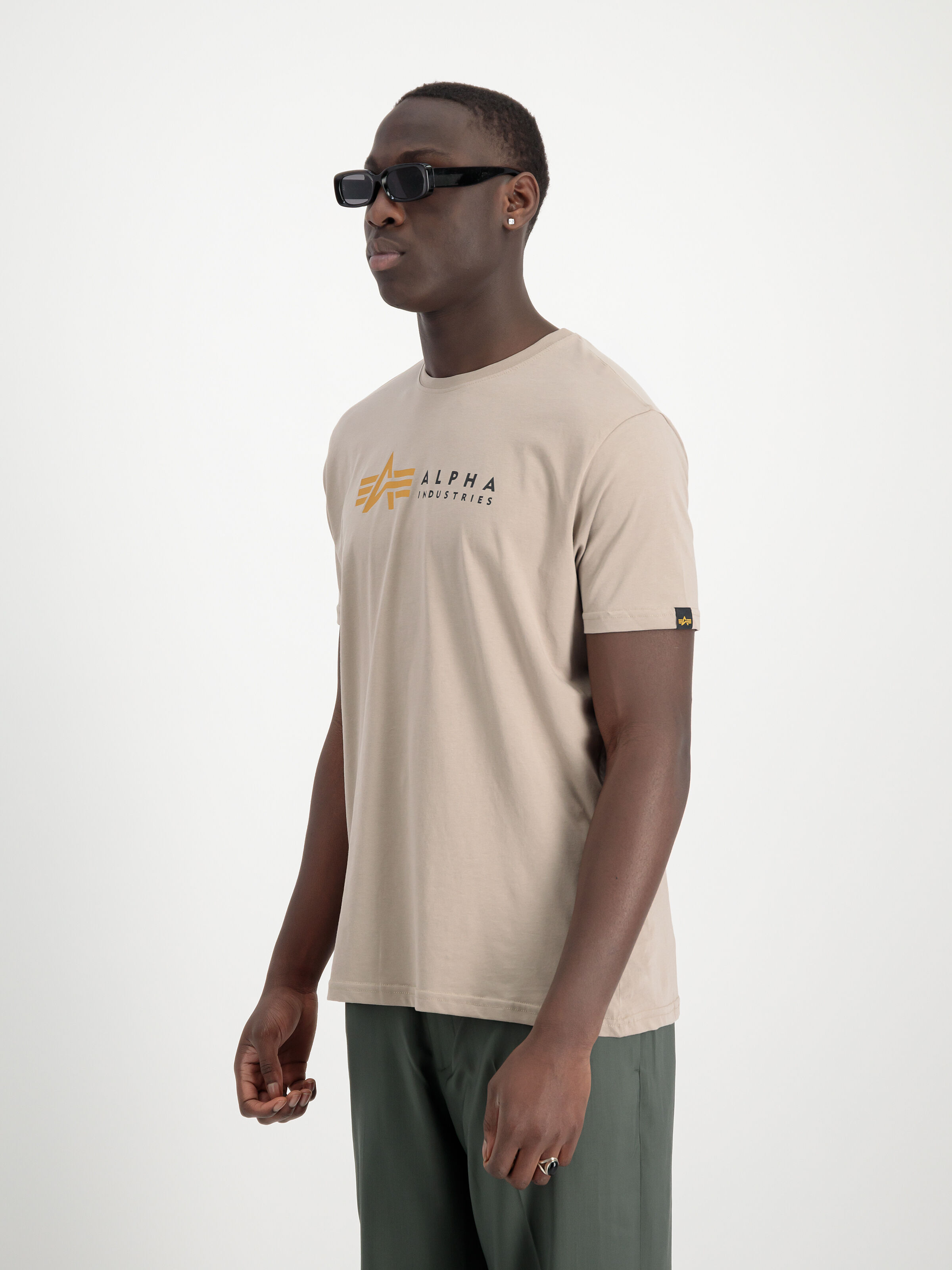 Alpha Label T-Shirt vintage sand 118502_679_2_model_00003_111337