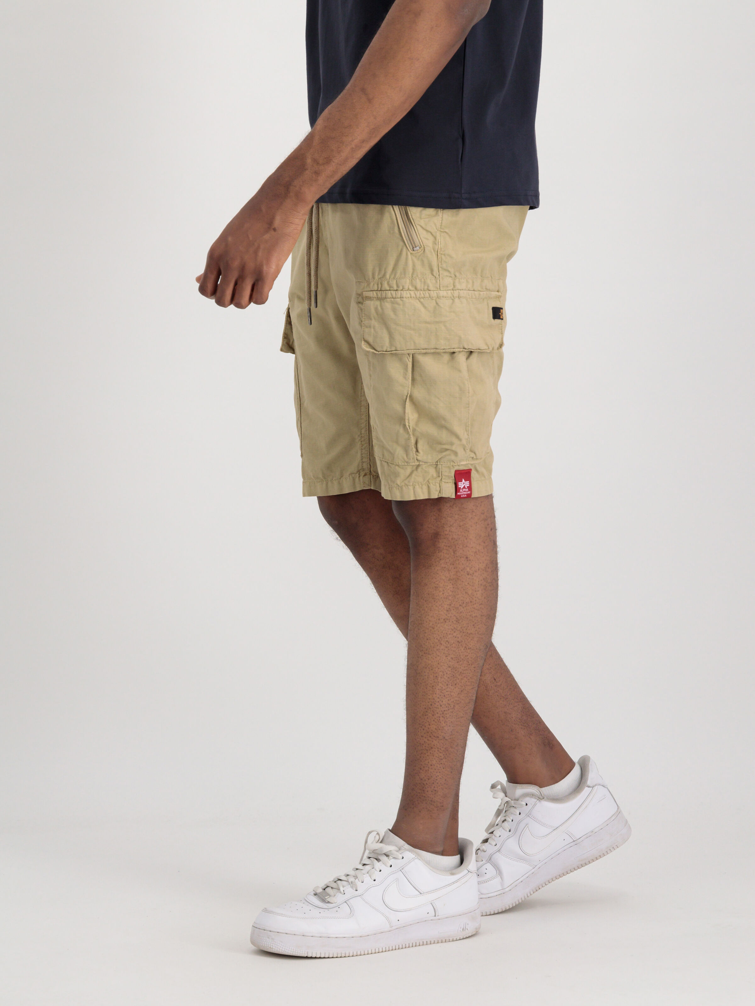 106250_14_alpha_industries_ripstop_jogger_short_002_182379