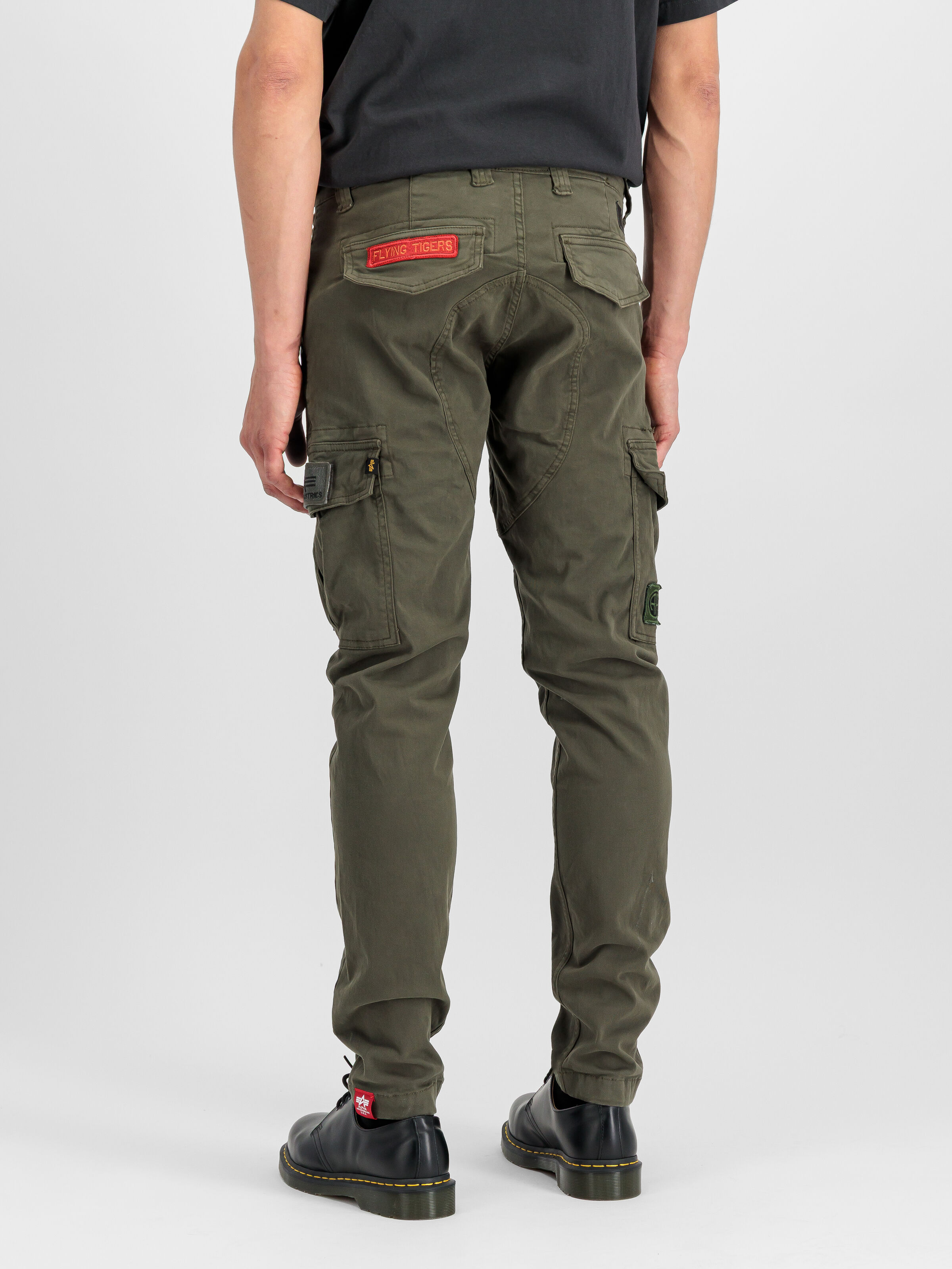 Petrol Patch Pant greyblack 178207_136_2_model_00003_189817