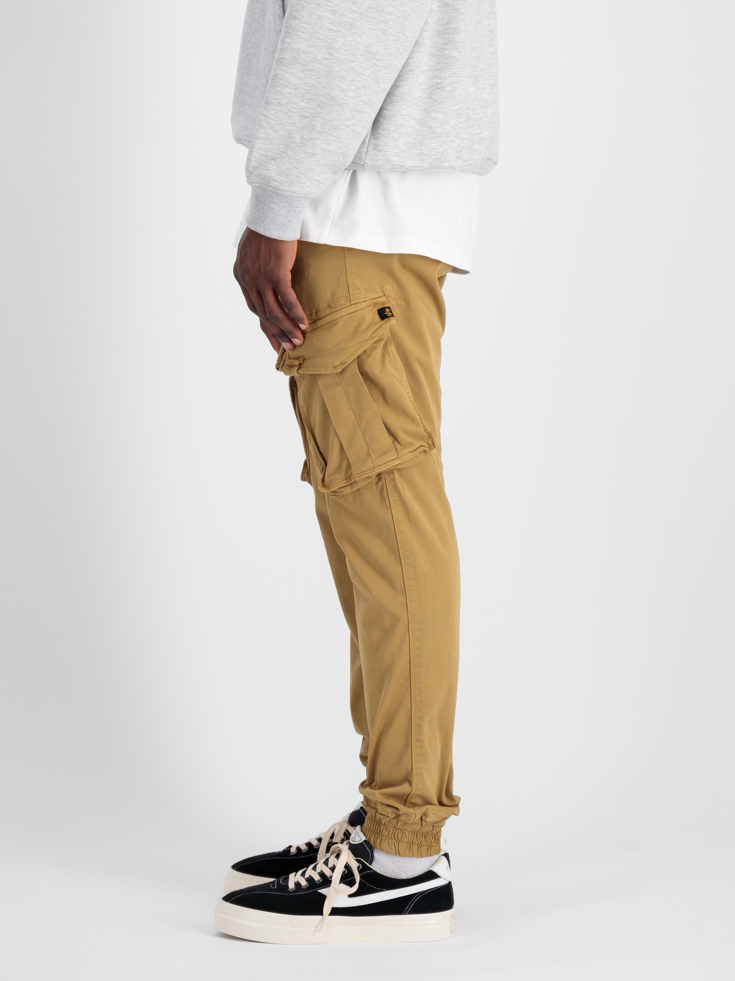 Spy Pant khaki 116203_13_2_model_00004_217756