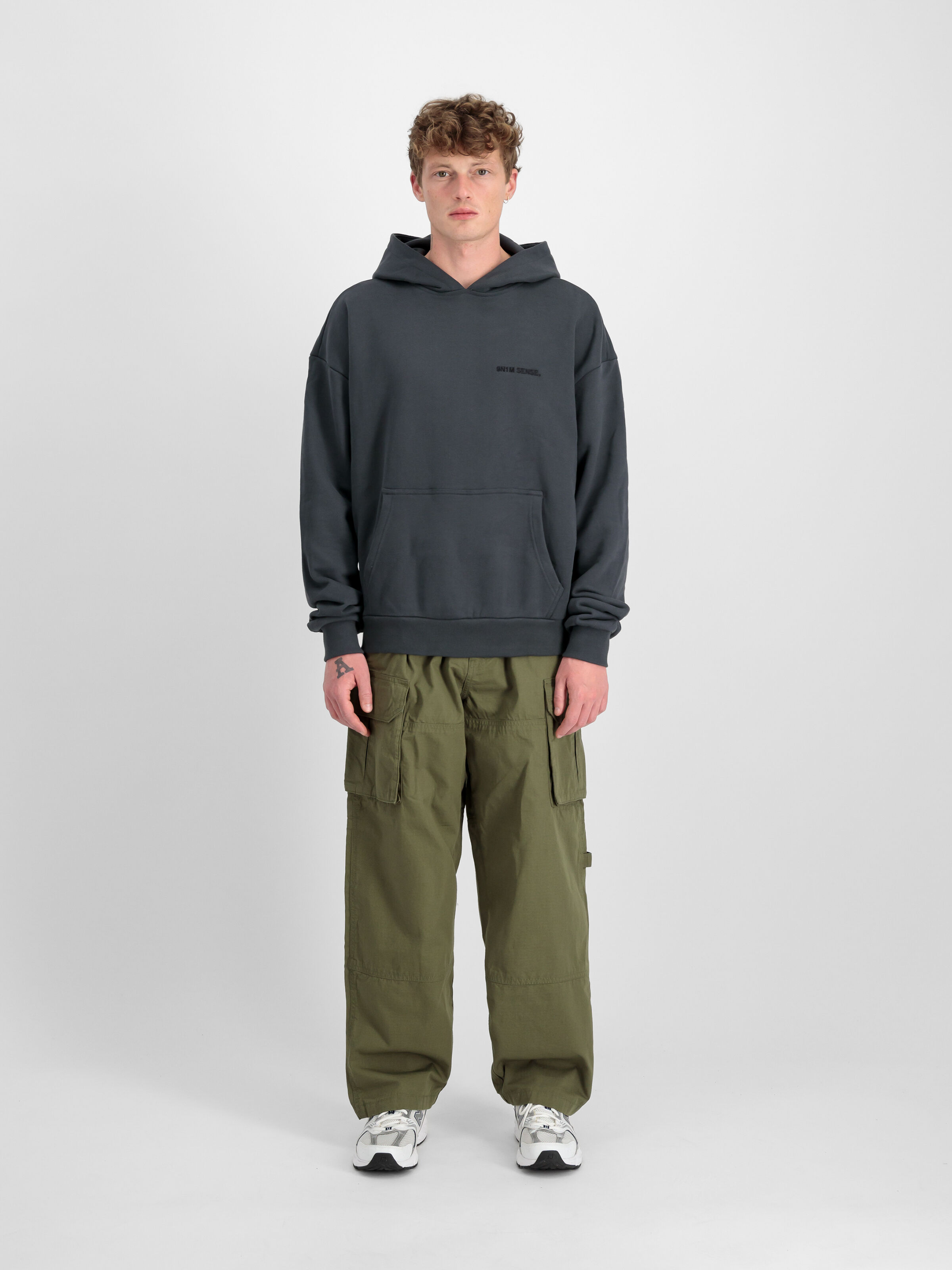 Ripstop Patchwork Pant dark olive 148203_142_2_model_00001_98710