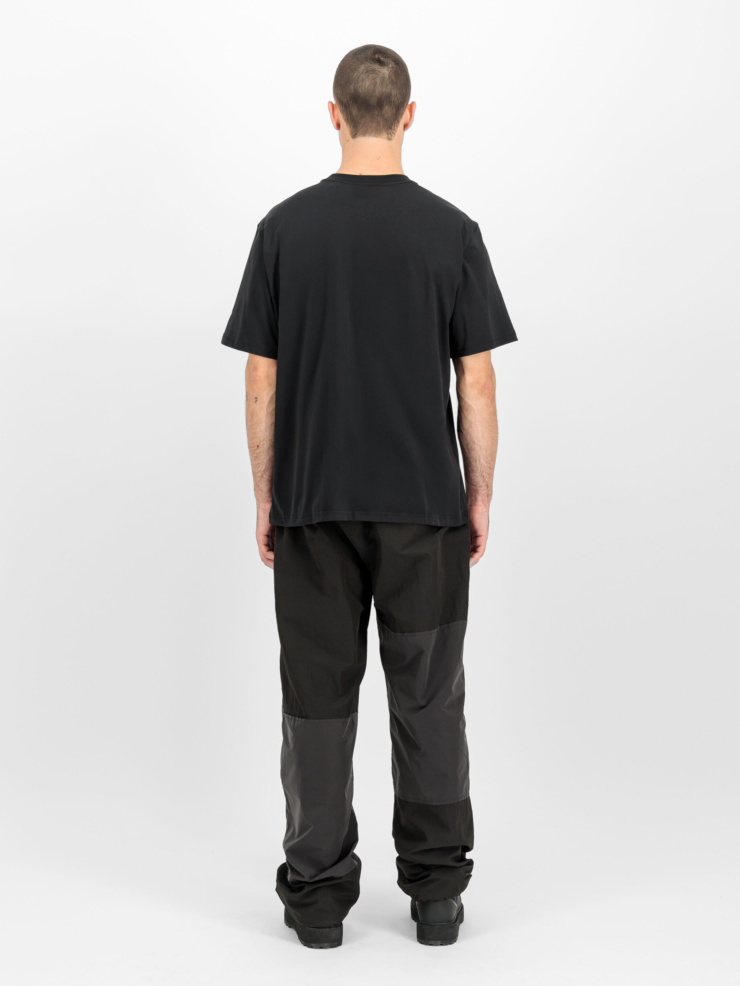 Base UV T-Shirt black 768008_03_2_model_00002_245643
