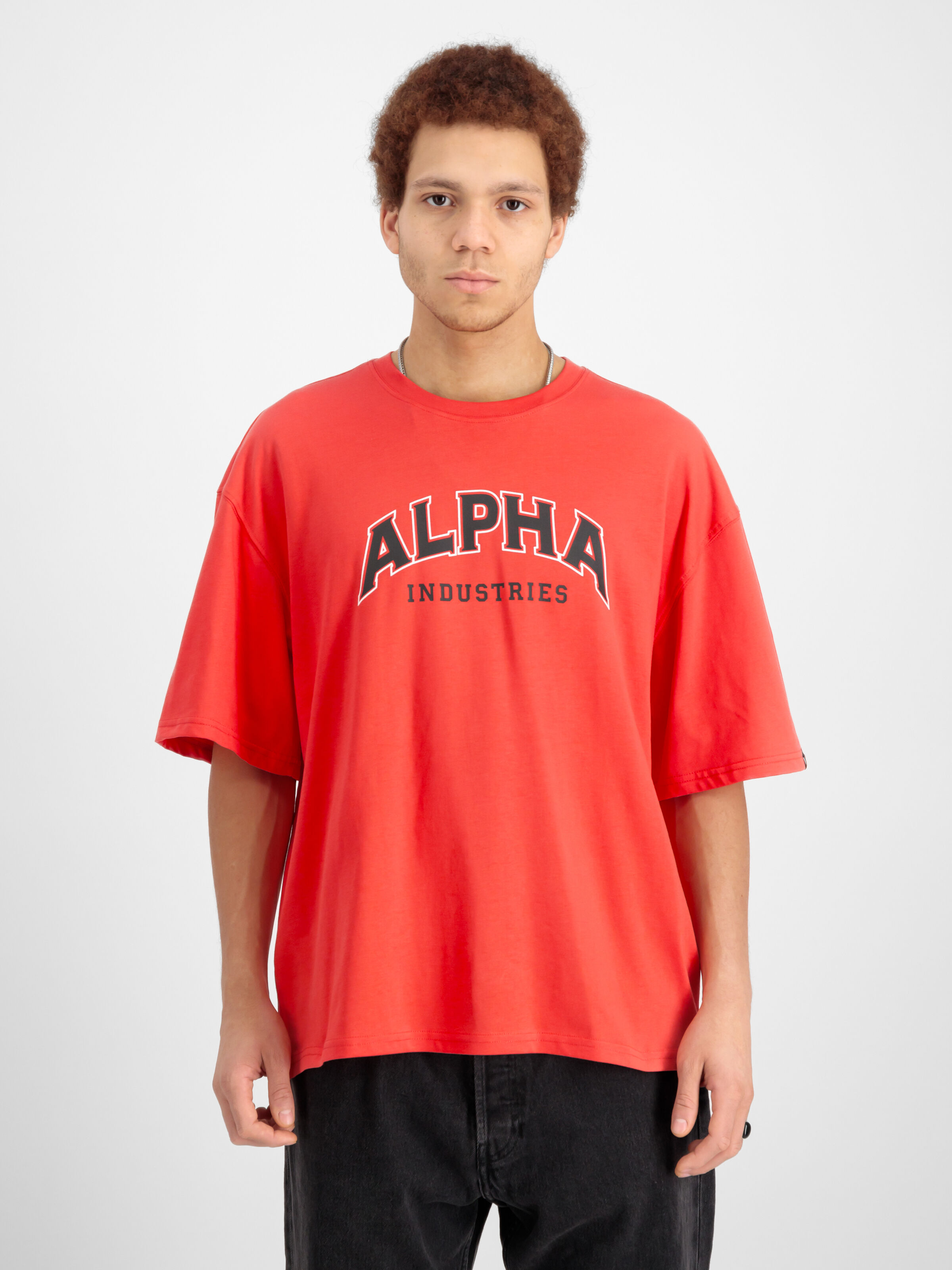 College T-Shirt radiant red 146501_711_00006_182200