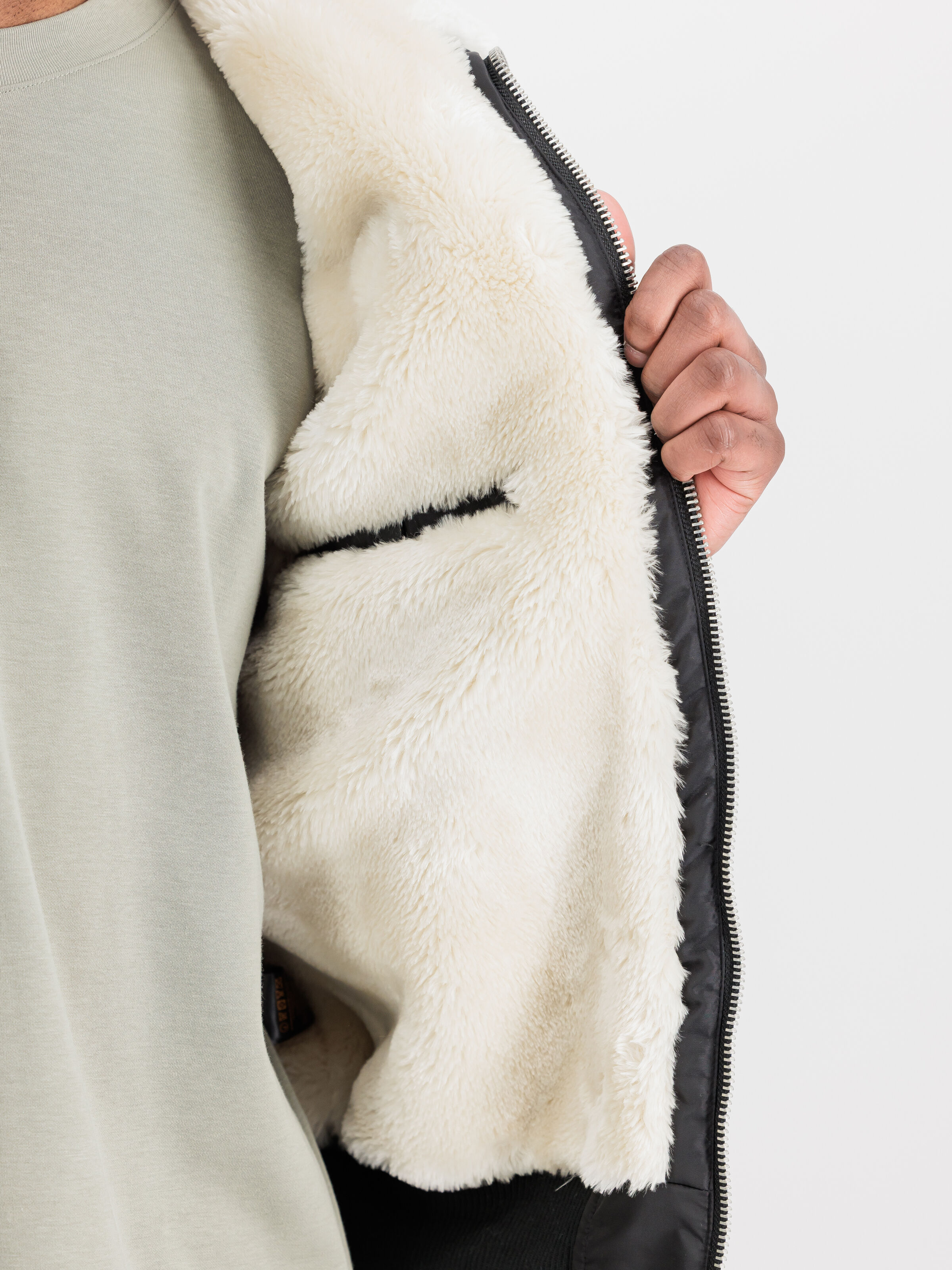 B-15 III TT Two Tone Bomber Jacket black/beige 198122_461_3_detail_00002_226887