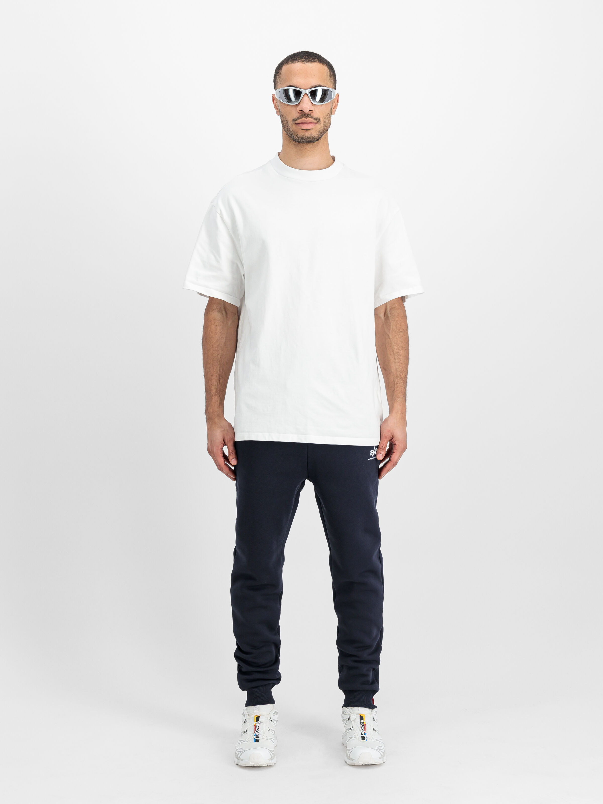 Basic Small Logo Jogger rep.blue 116370_07_2_model_00001_126217