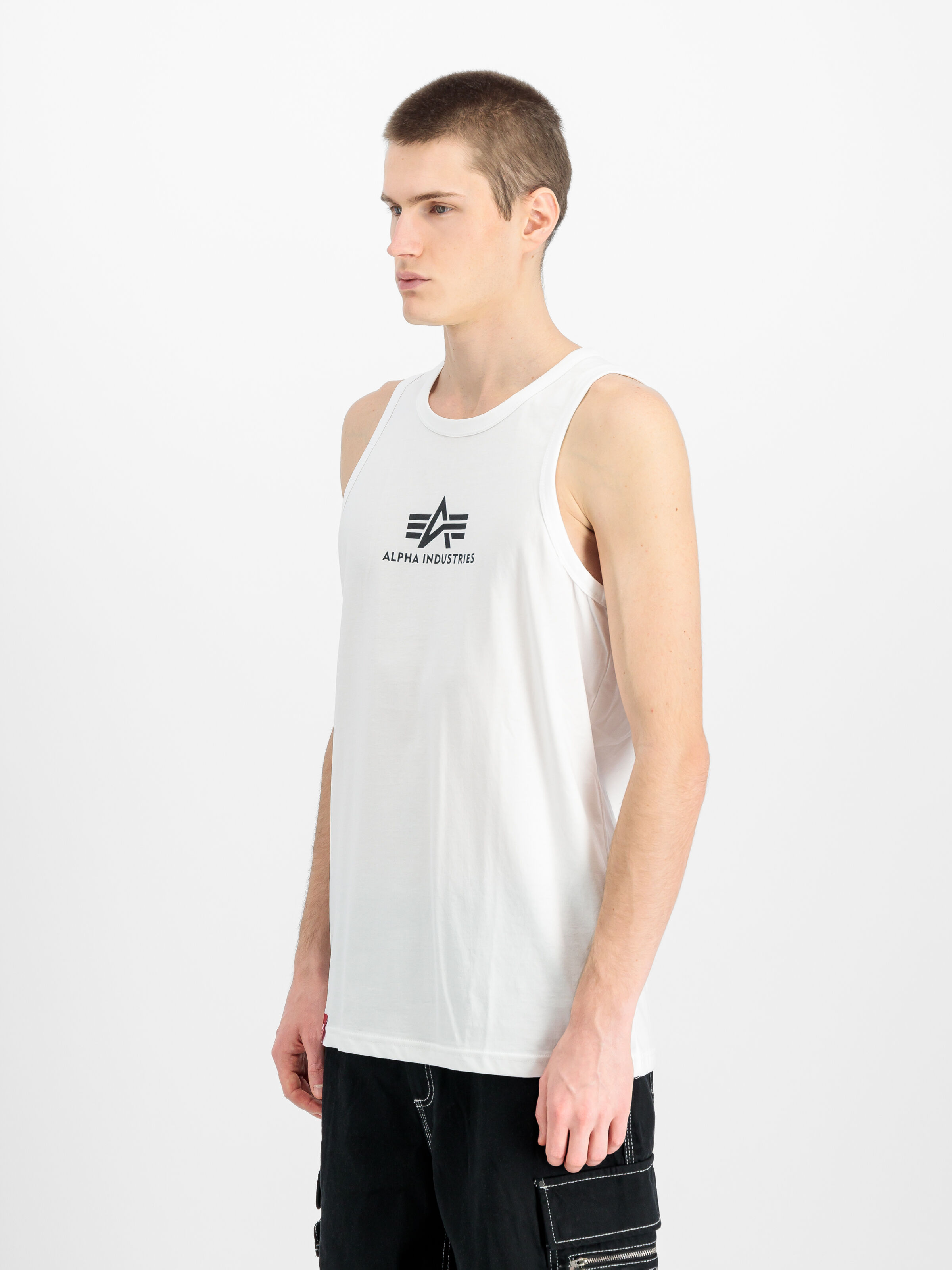 Basic Mid Logo Tank white 126566_09_2_model_00002_154795