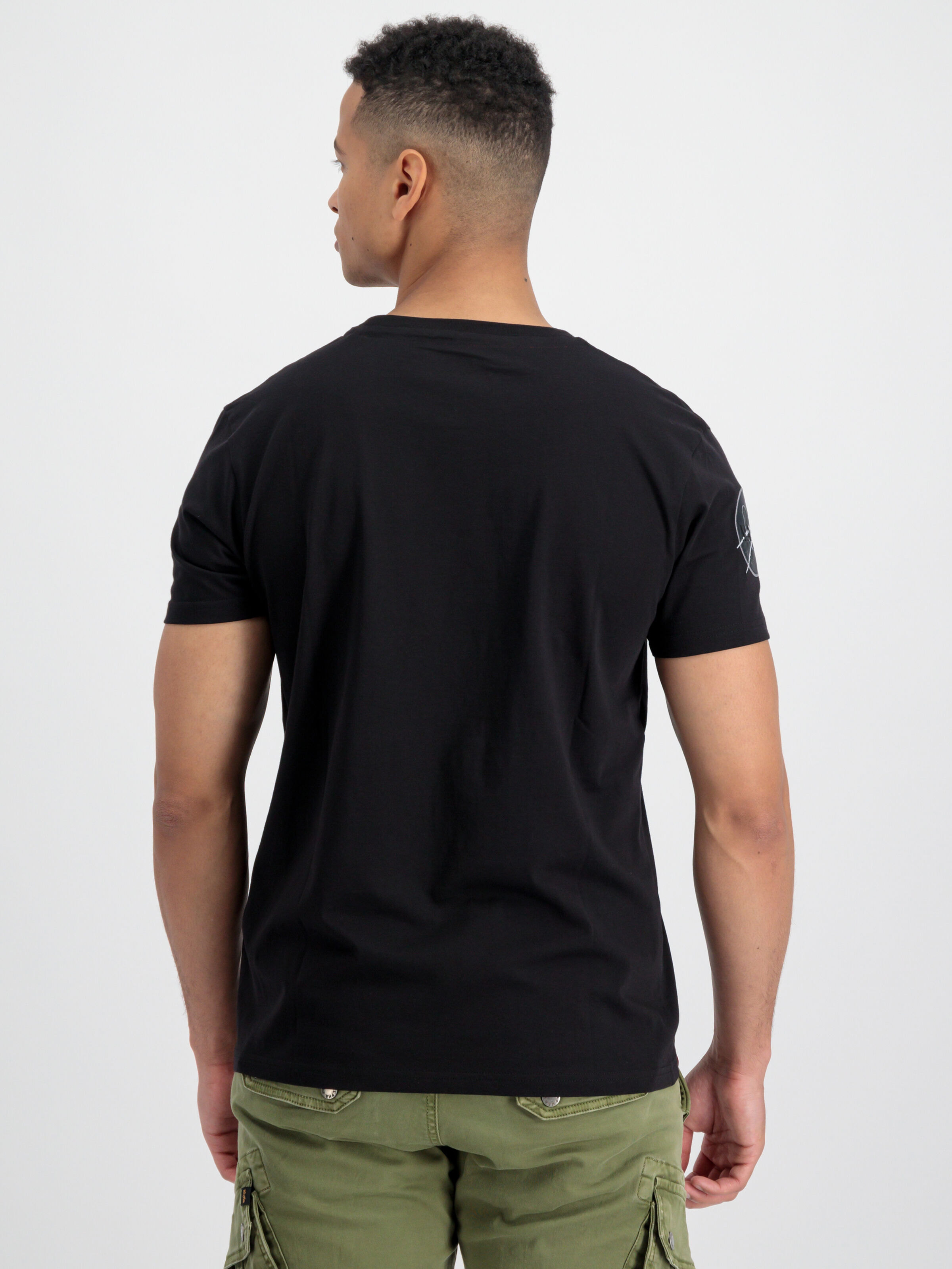 108510_285_alpha_industries_dark_side_t_shirt_002_181604