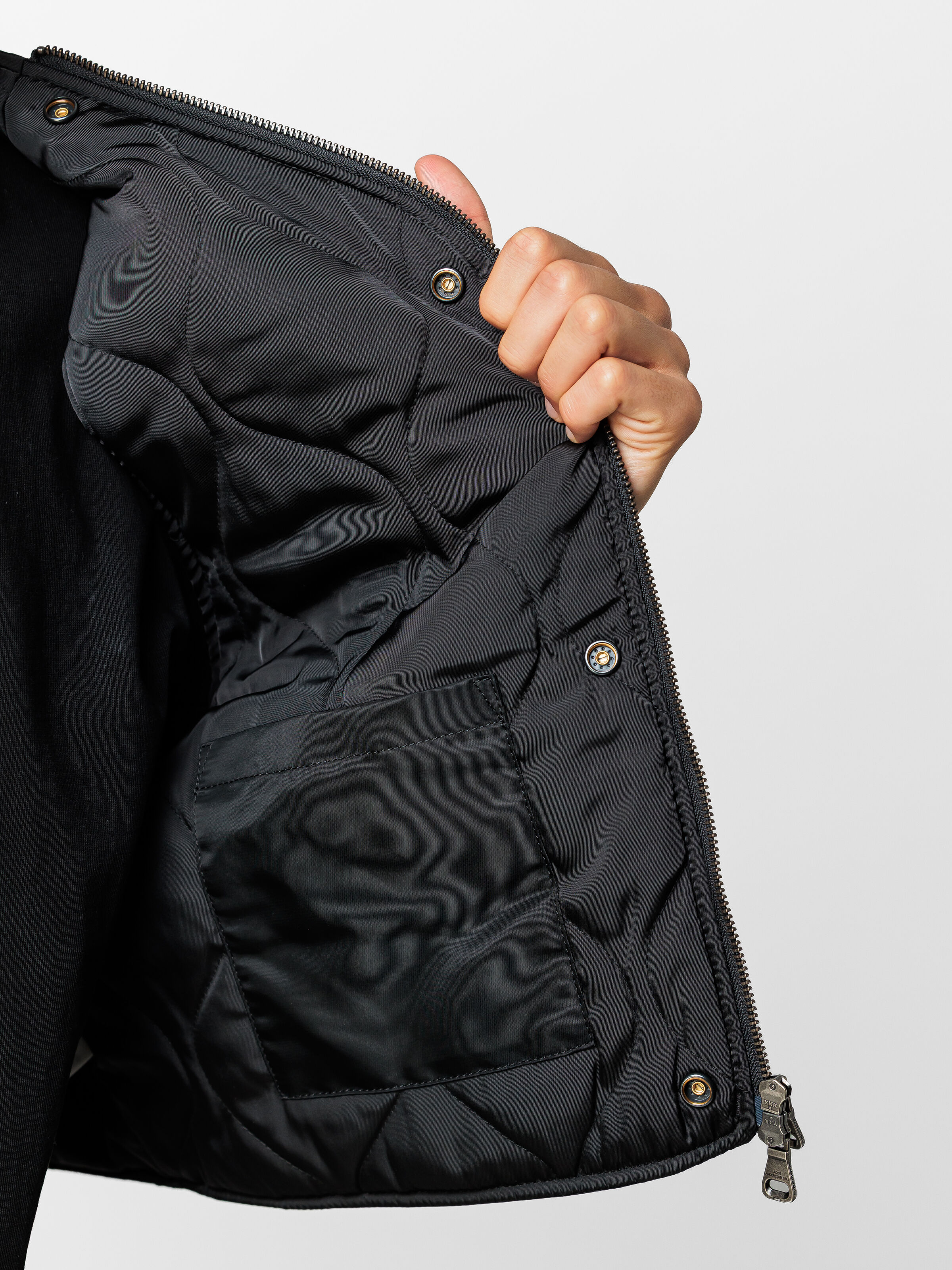 ALPHA x ANDERSSON BELL Flight Vest black 268173_03_3_detail_00002_250703