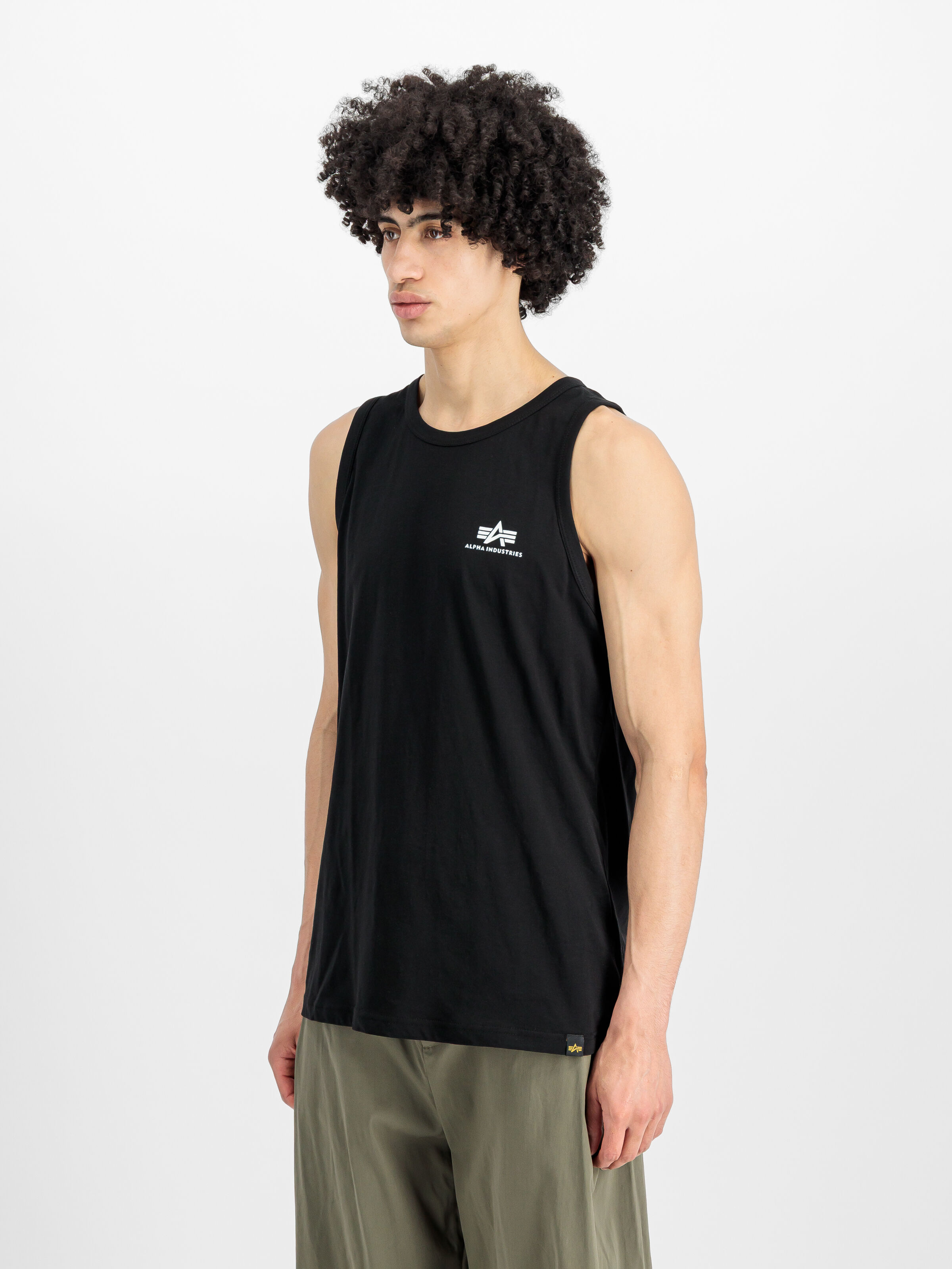 Basic Small Logo Tank black 196541_03_2_model_00002_155470