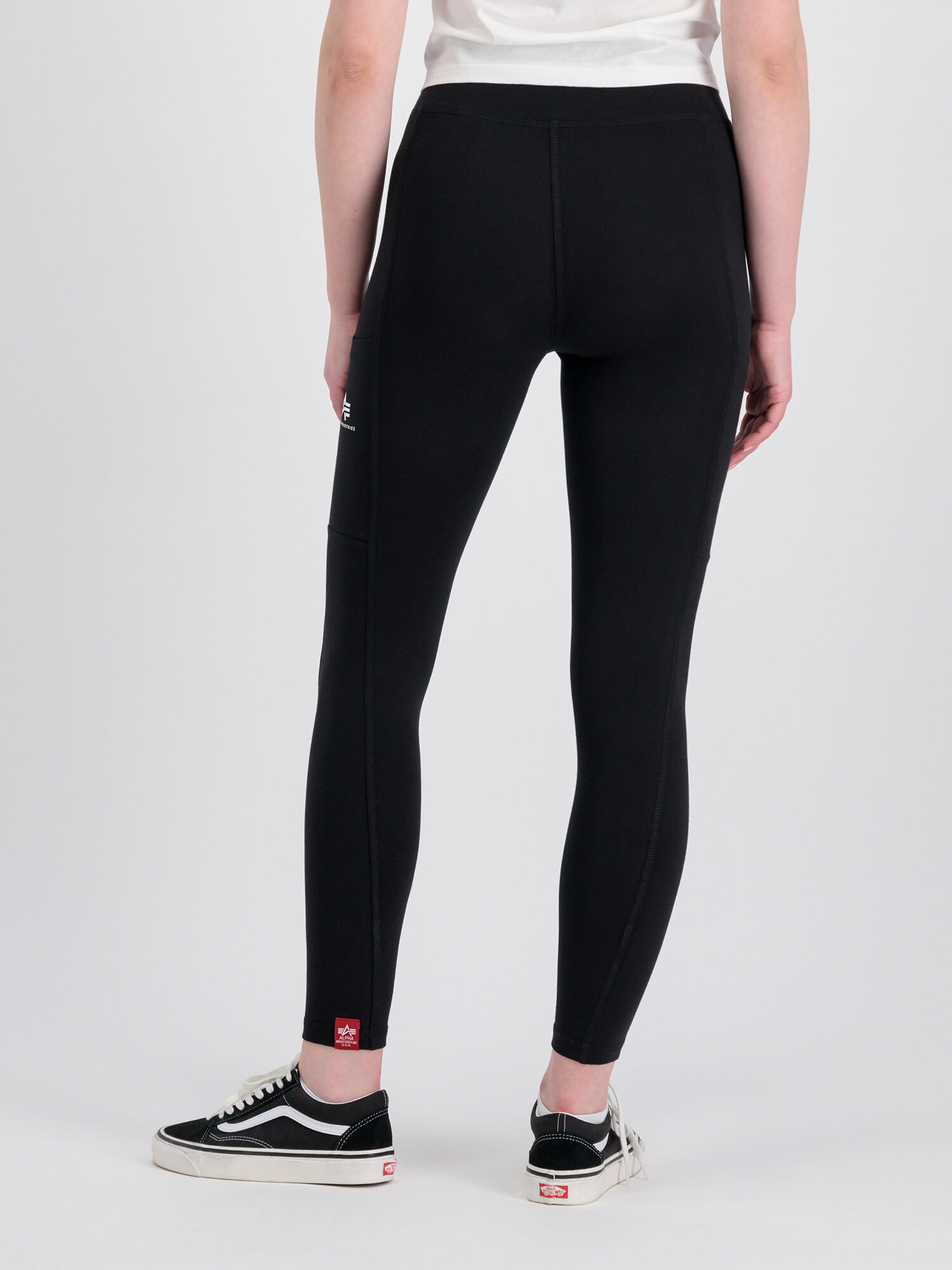 Pocket Leggings Women black 136053_03_alpha_industries_pocket_leggings_wmn_005_123624