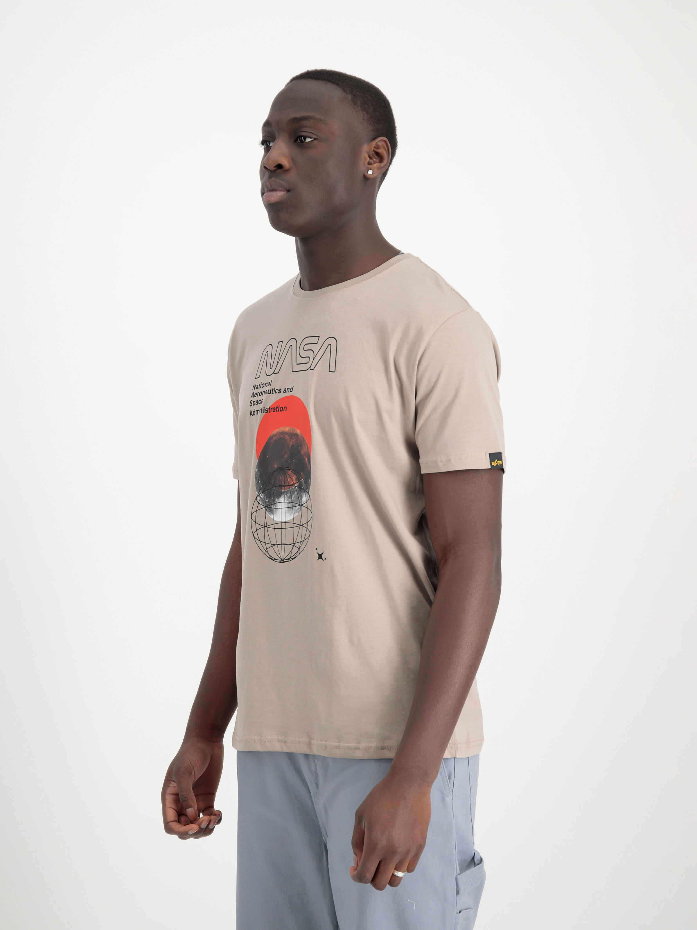 NASA Orbit T-Shirt vintage sand 146510_679_2_model00003_129970
