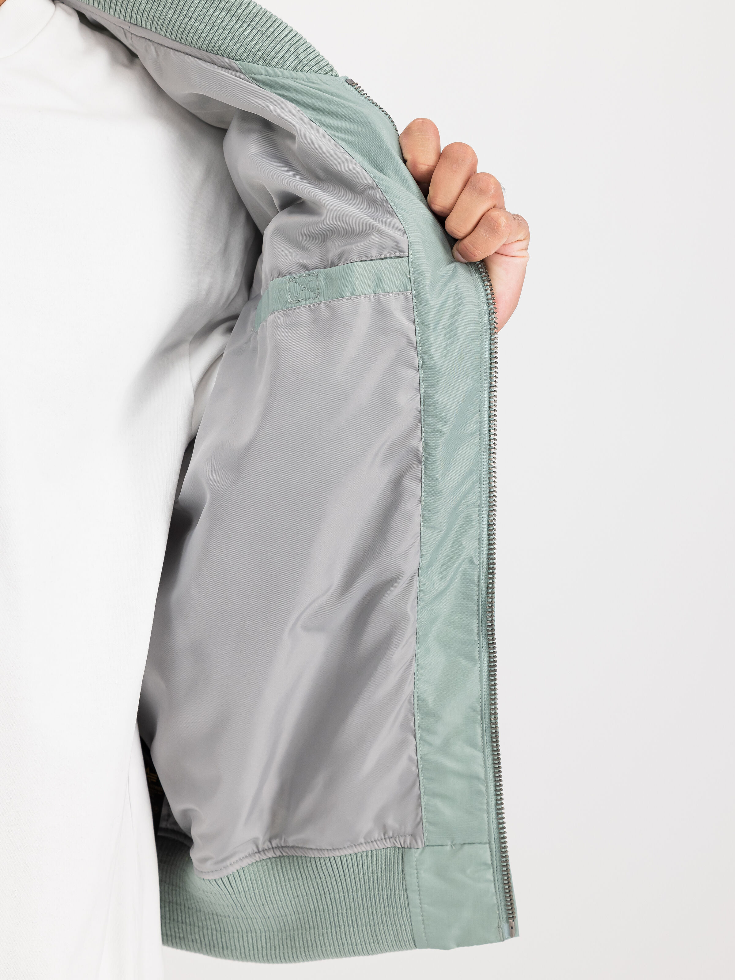 MA-1 TT Light Bomber Jacket frost green 191103_30_3_detail_00002_209856