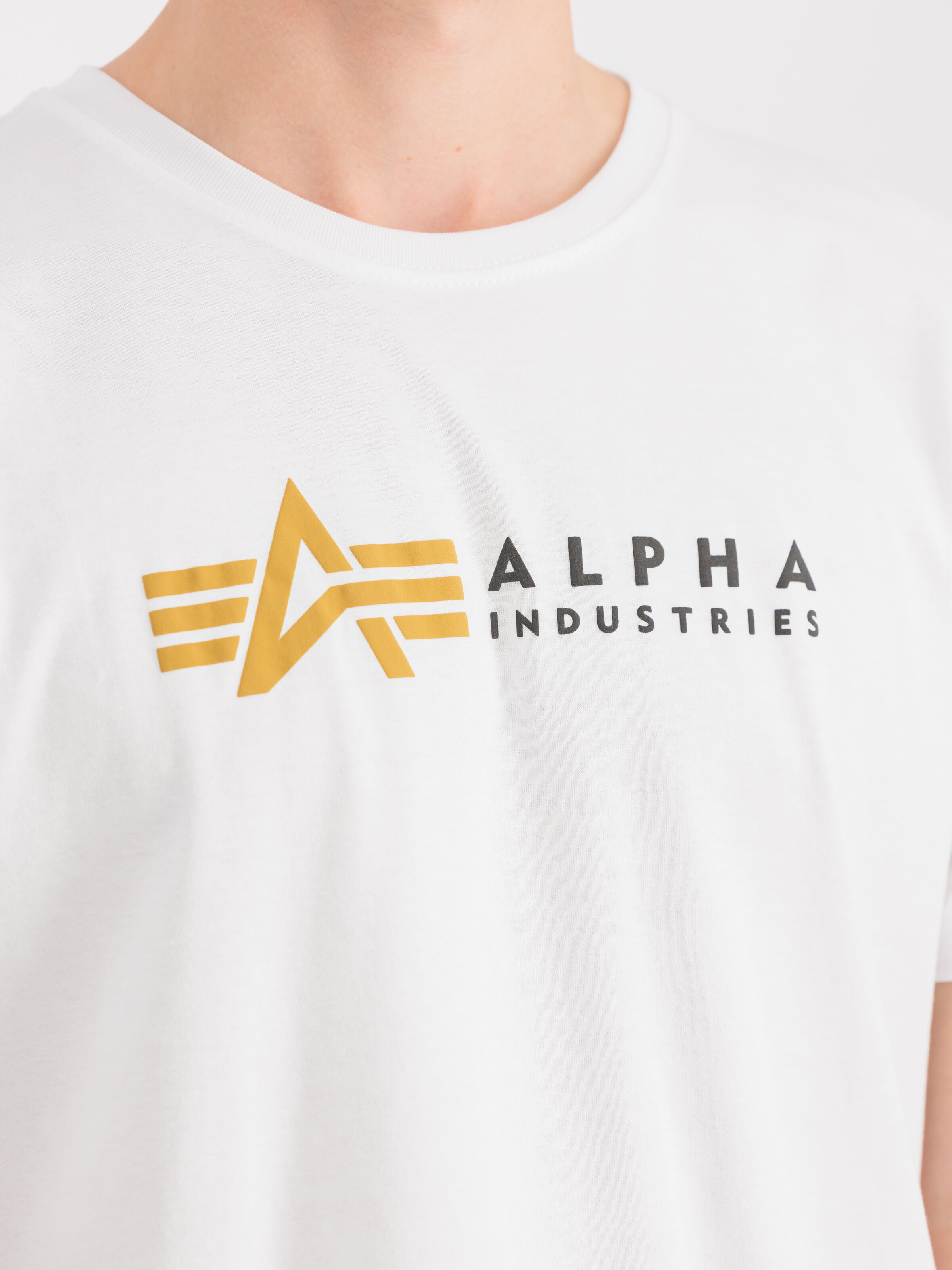 Alpha Label Puff Print T-Shirt white 118502PP_09_3_detail_00001_111502