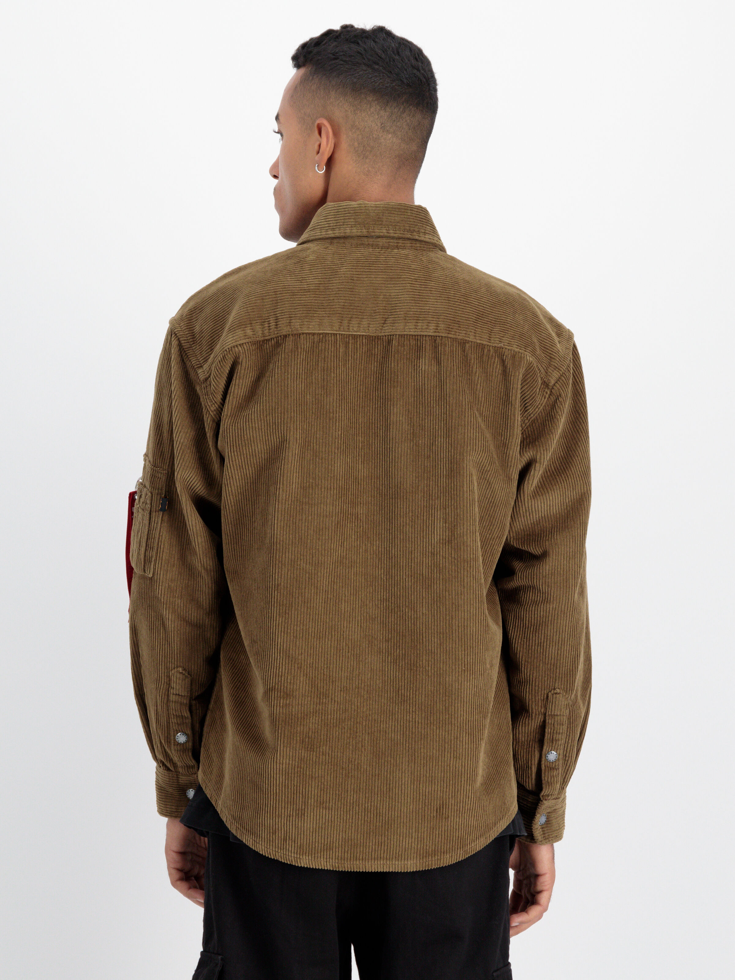 Cord Overshirt sand 138130_14_alpha_industries_cord_overshirt_00004_182996