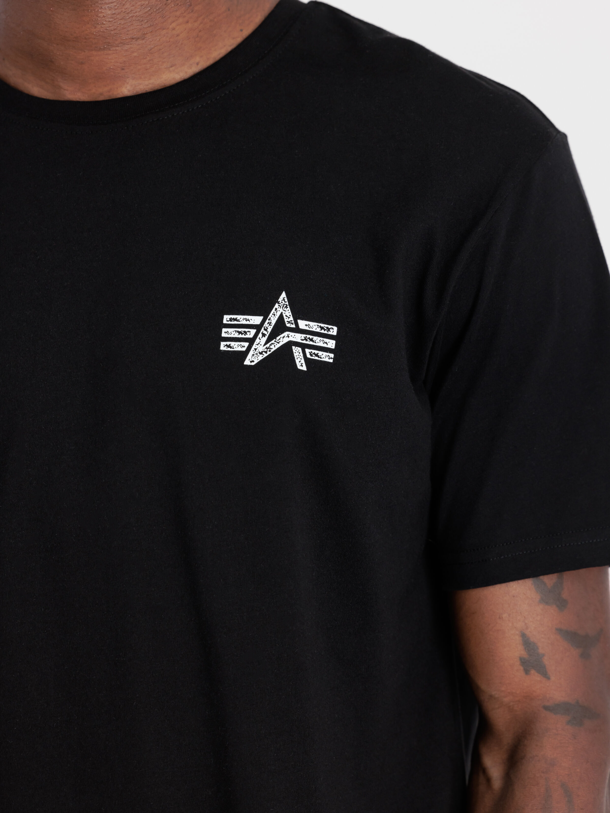 Signature Backprint T-Shirt black 148516_03_3_detail_00001_98184