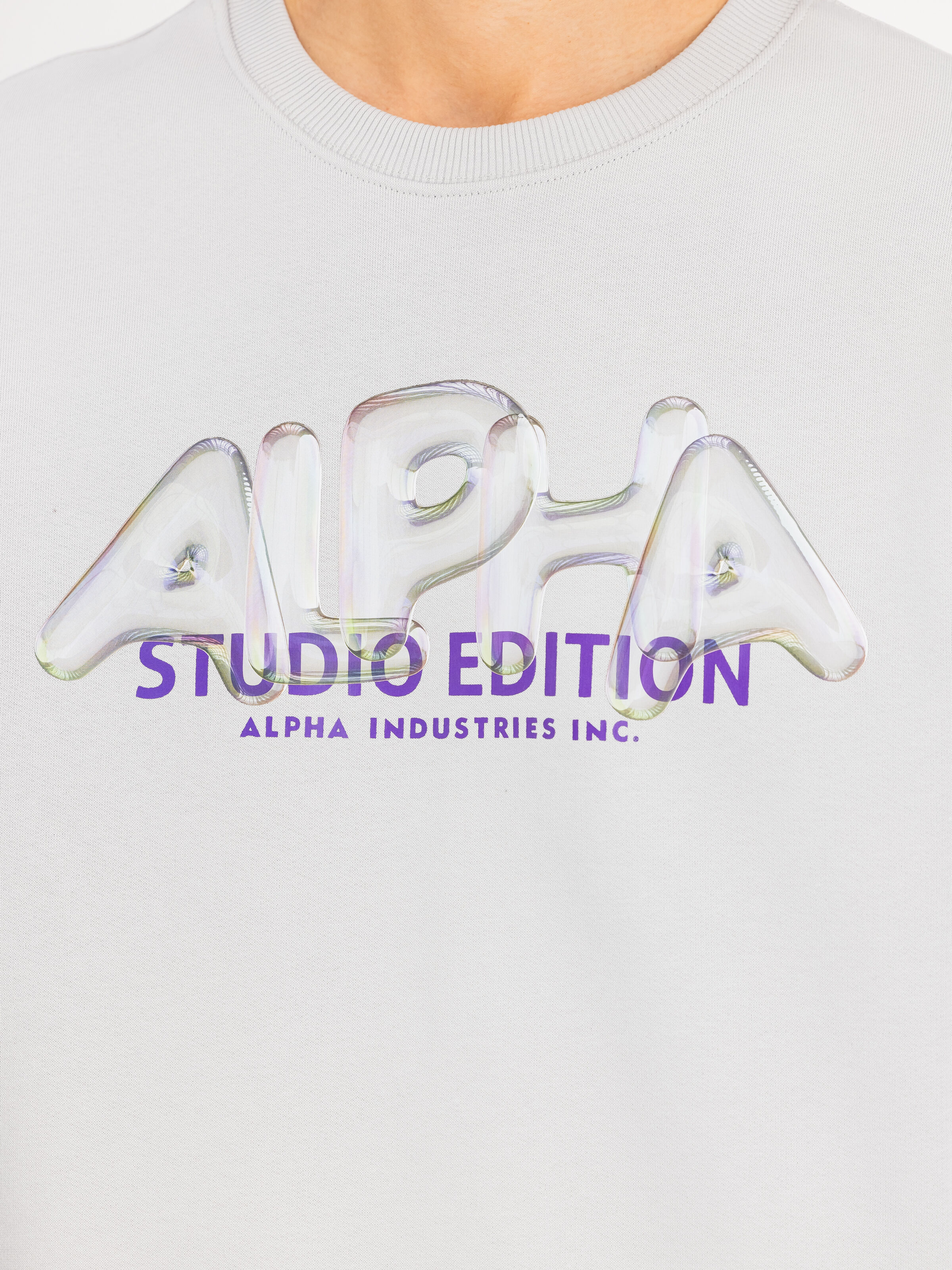 Studio Edition Vibe Sweatshirt pastel grey 156303_666_3_detail_00001_139901