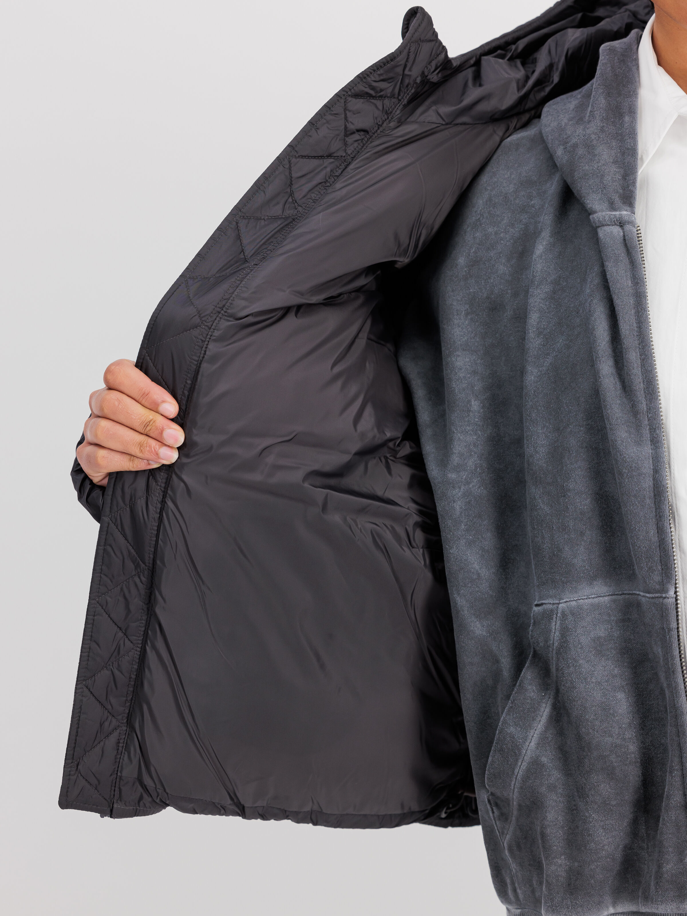 Cloud Puffer Bomber Winter Jacket Women vintage grey 148006_684_3_detail_00001_117188