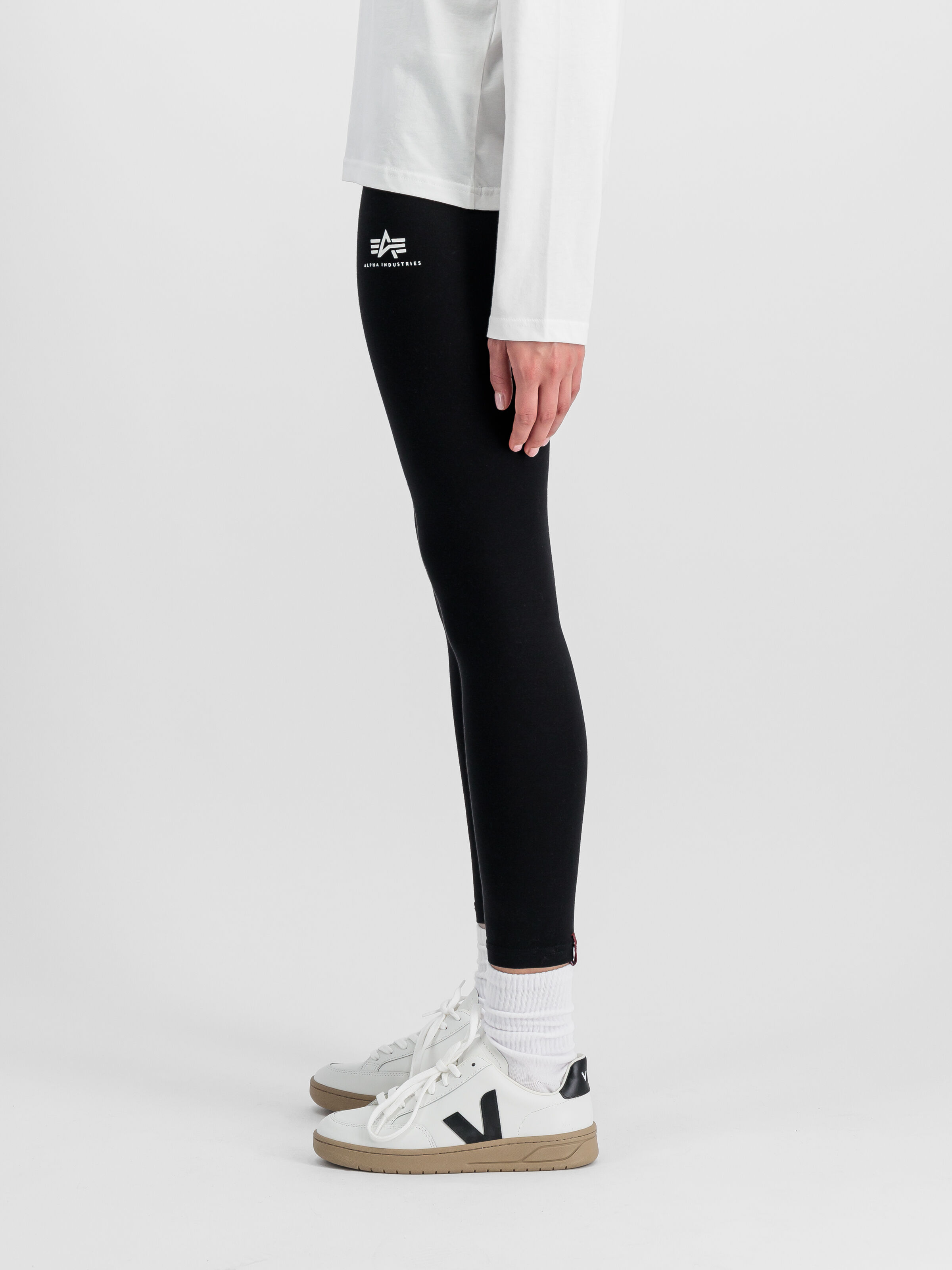 Basic Small Logo Leggings Women black 116053_03_2_model_00004_119774