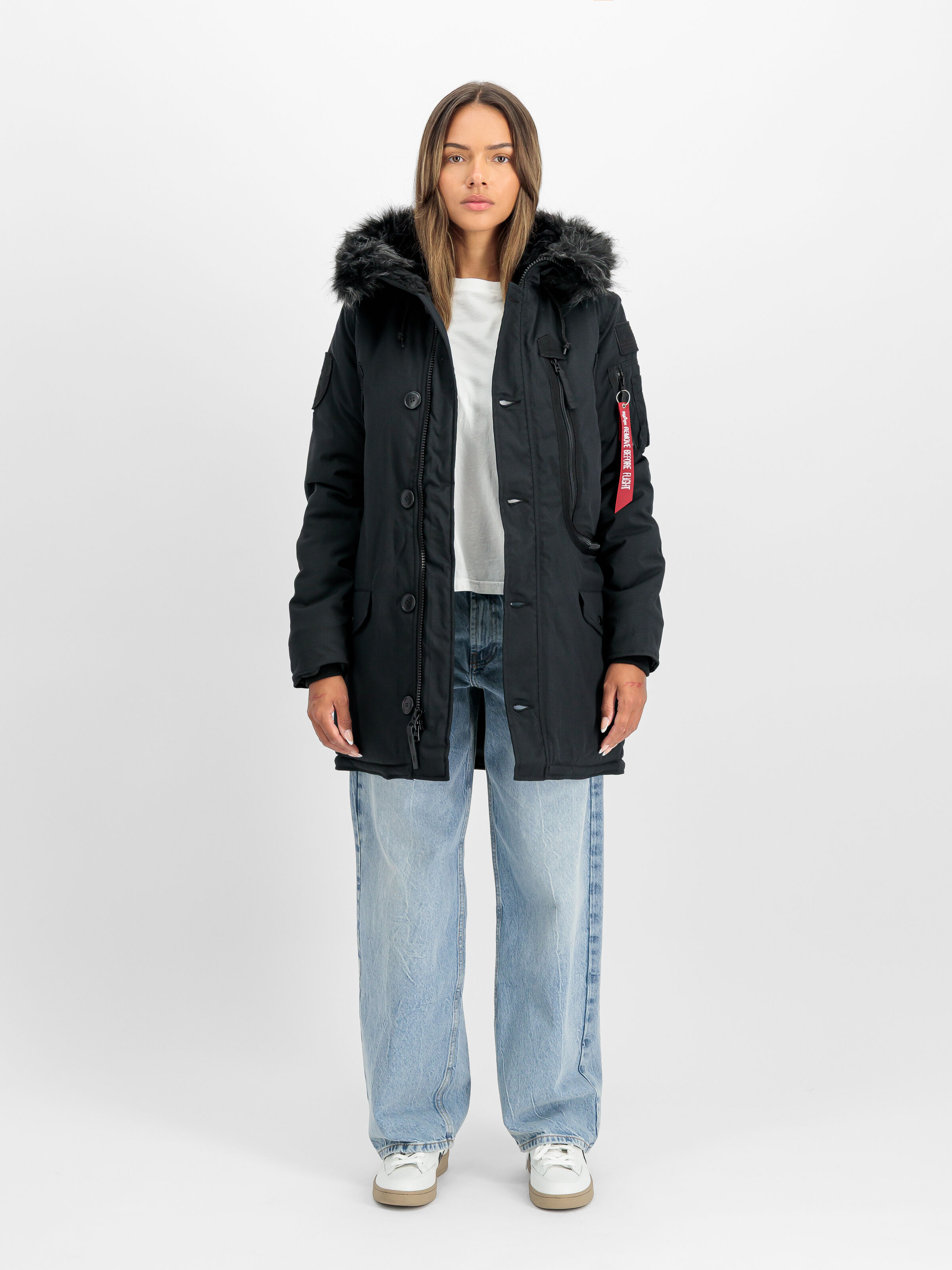 Polar Jacket Women all black 123002_404_2_model_00001_192389