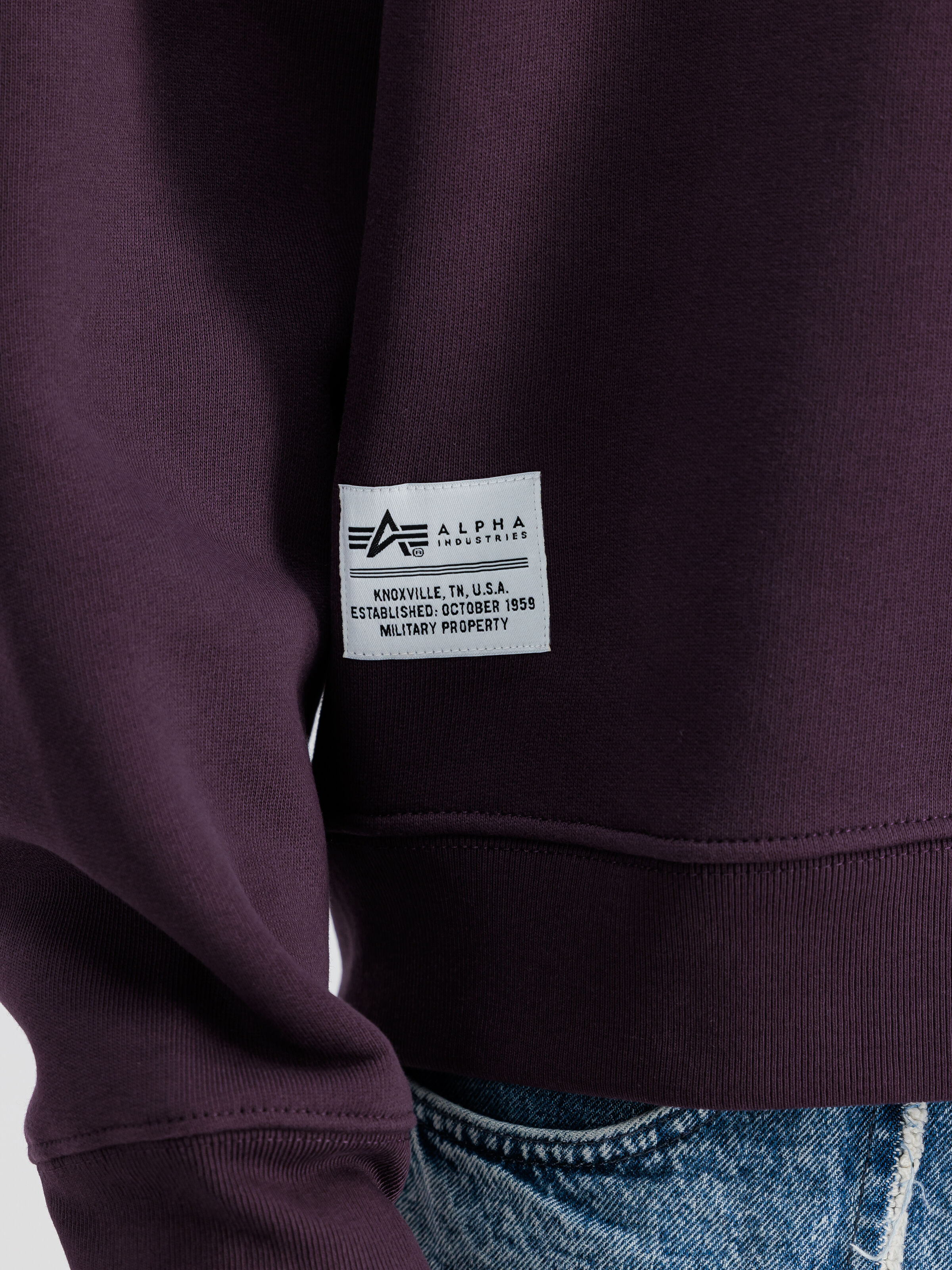 Logo Backprint Sweatshirt Plum 146304_719_3_detail_00001_106278