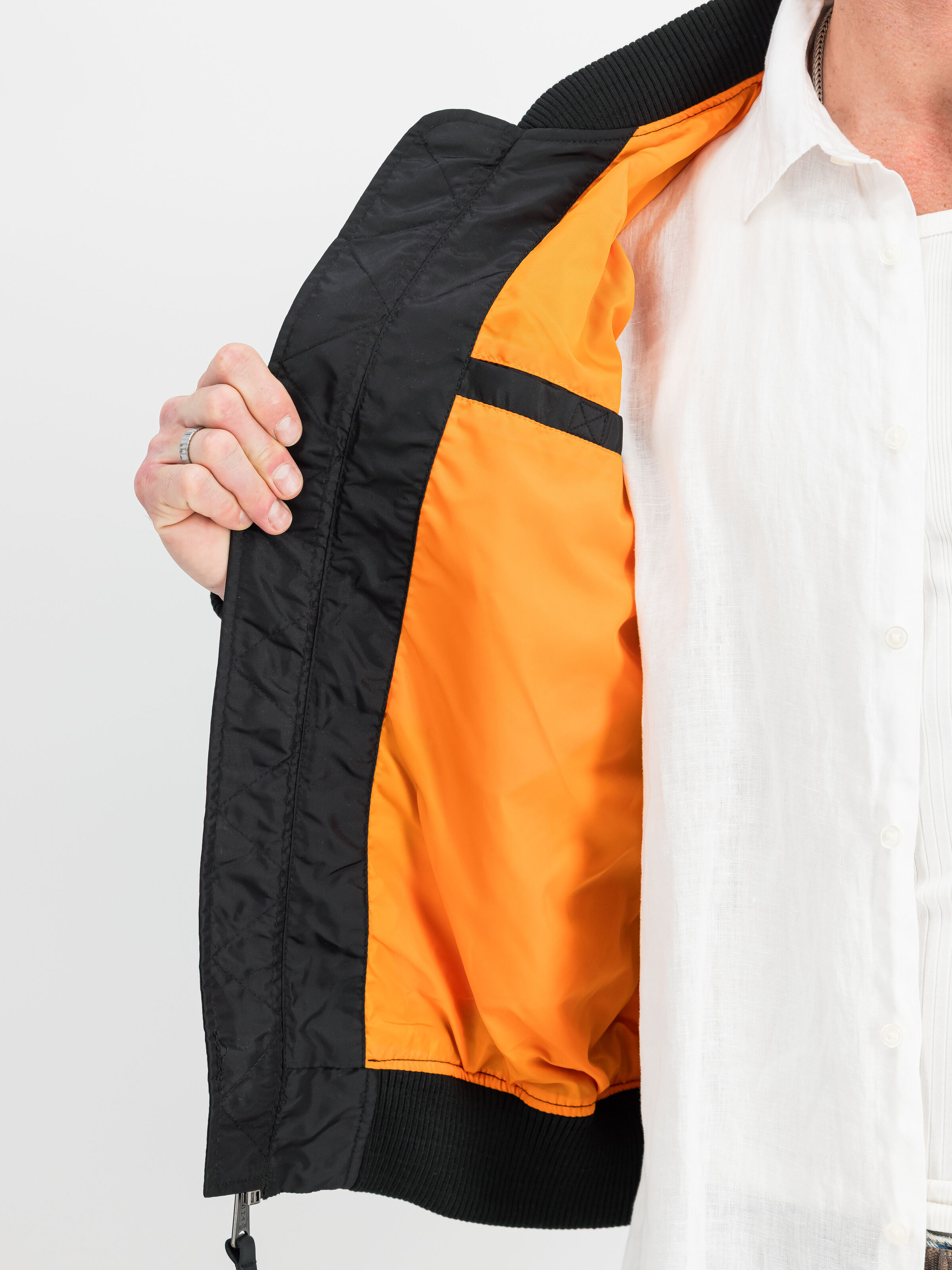 MA-1 TT Light Bomber Jacket black 191103_03_3_detail_00001_188344