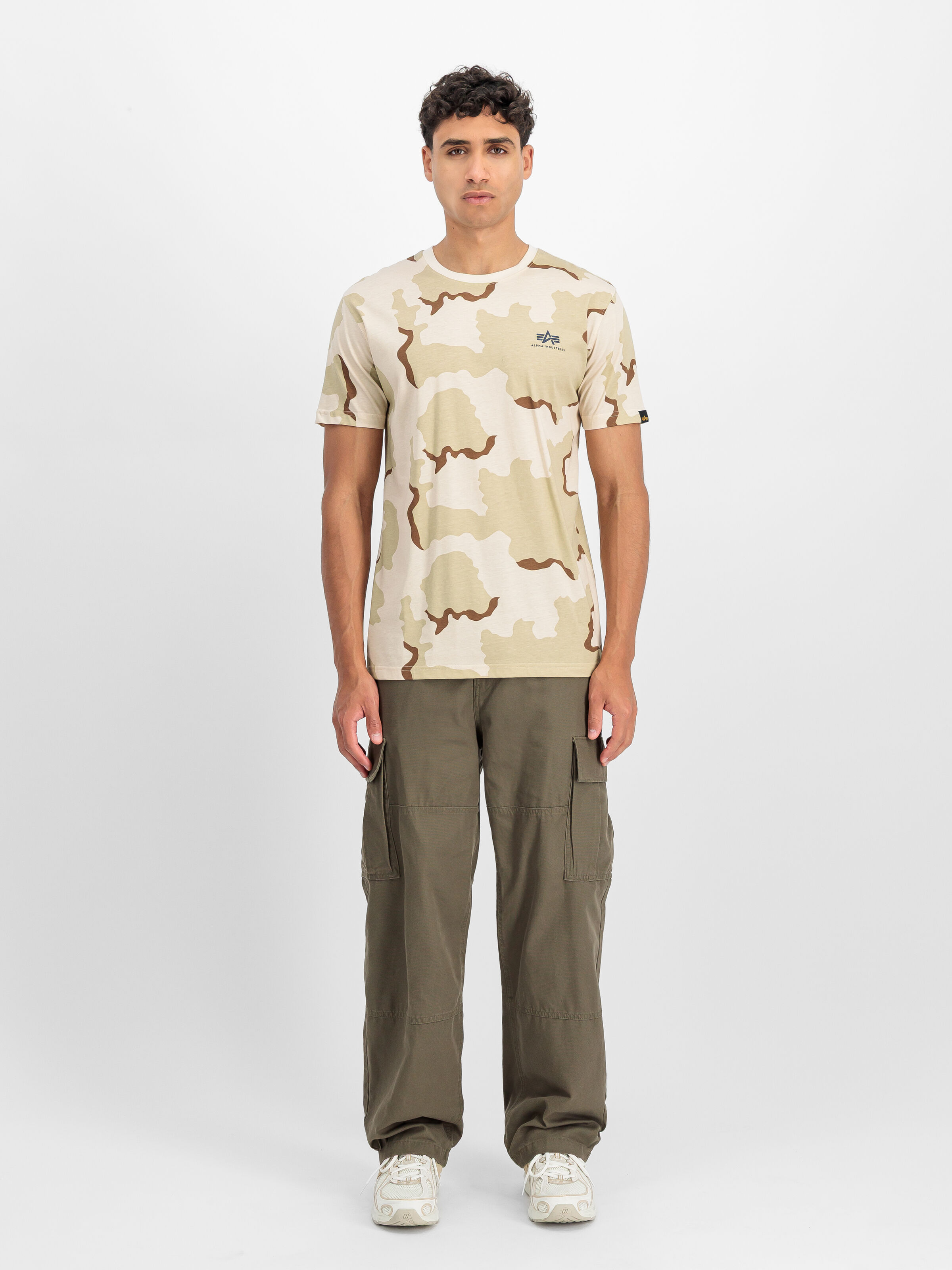 Backprint Camo T-Shirt desert camo 91 128507C_99_2_model_00001_196859