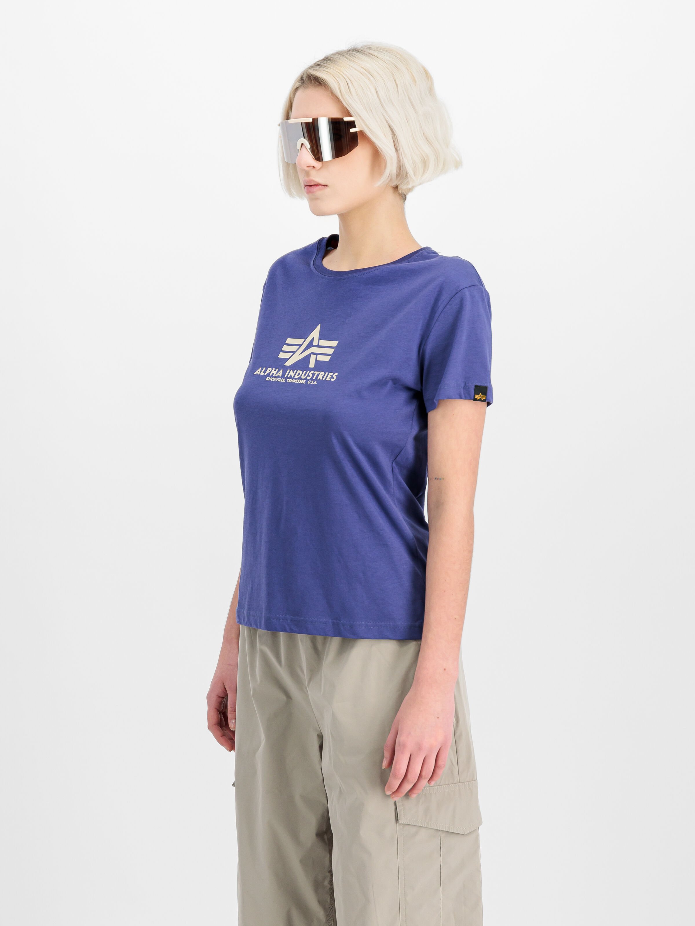 New Basic Big Logo T-Shirt Women night purple 196051_735_2_model_00003_140722