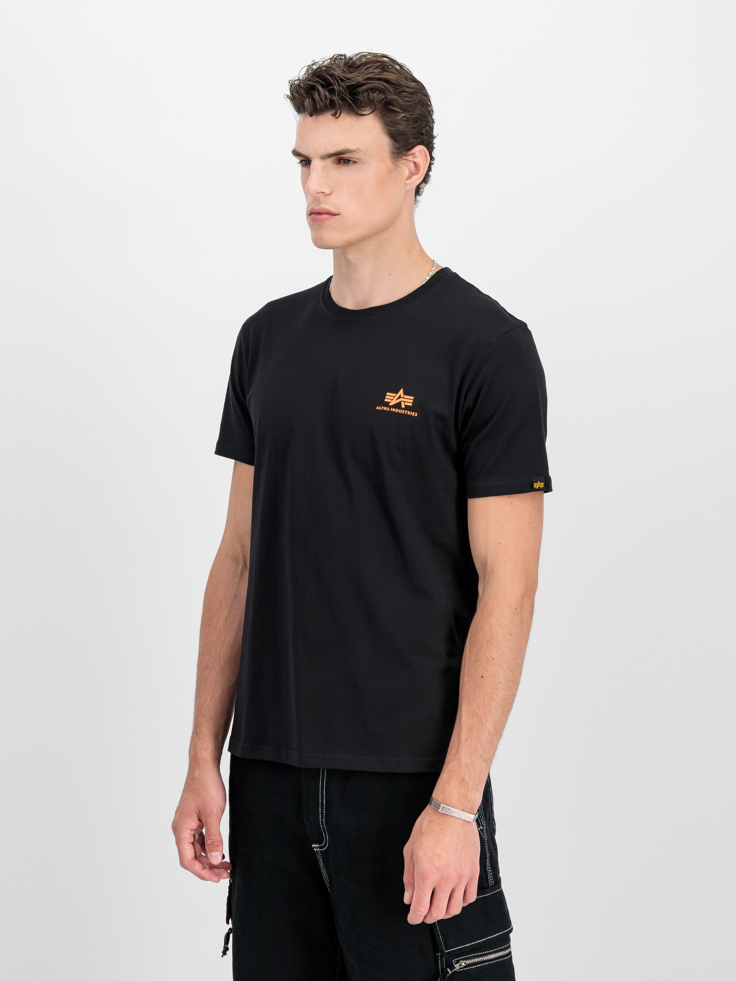 Basic Small Logo T-Shirt black/neon orange 188505_477_2_model_00002_189925