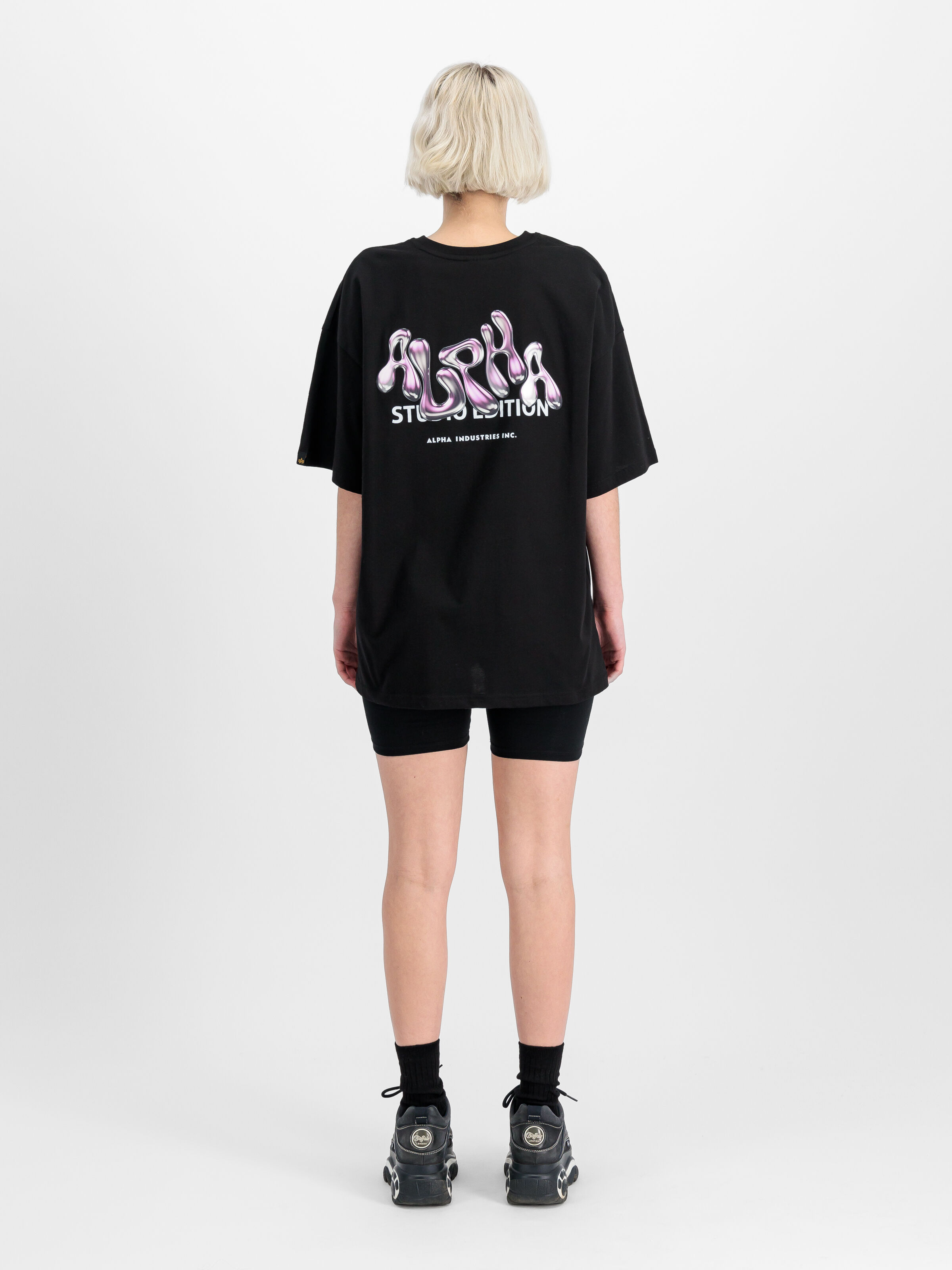 Studio Edition Backprint T-Shirt Women black 156062_03_2_model_00002_140161