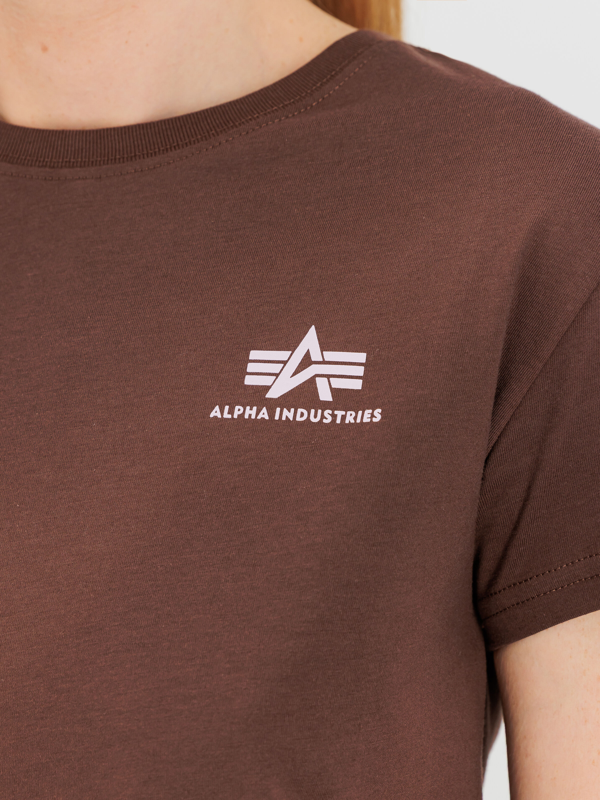 Basic Small Logo T-Shirt Women powder brown 196054_204_3_detail_00001_245892