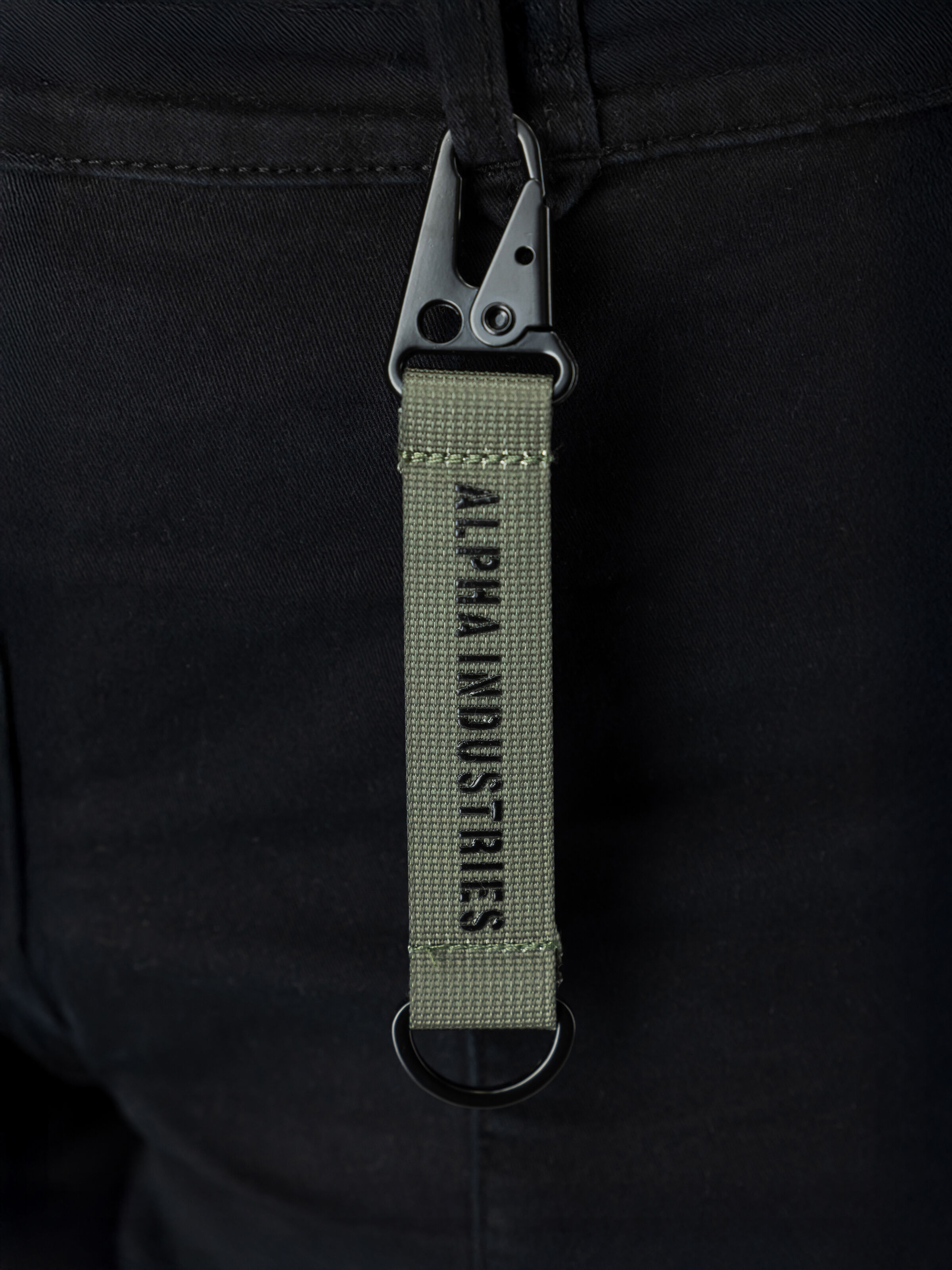 Alpha Utility Key Chain sage-green 266962_01_2_model_00001_211538