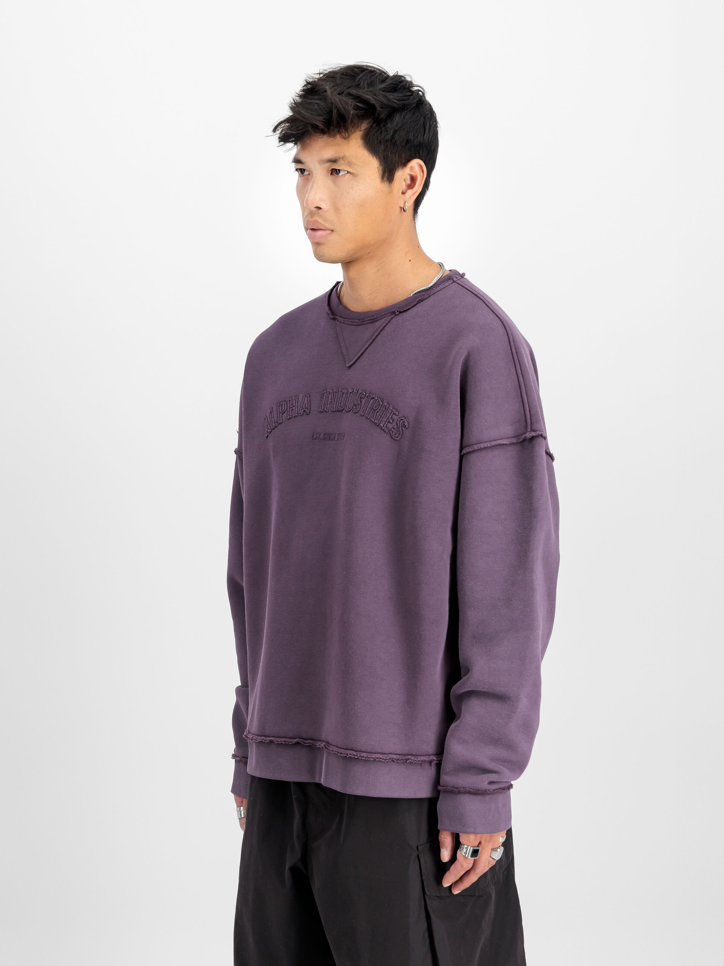 Open Edge Sweatshirt Plum 148305_719_2_model_00003_108574