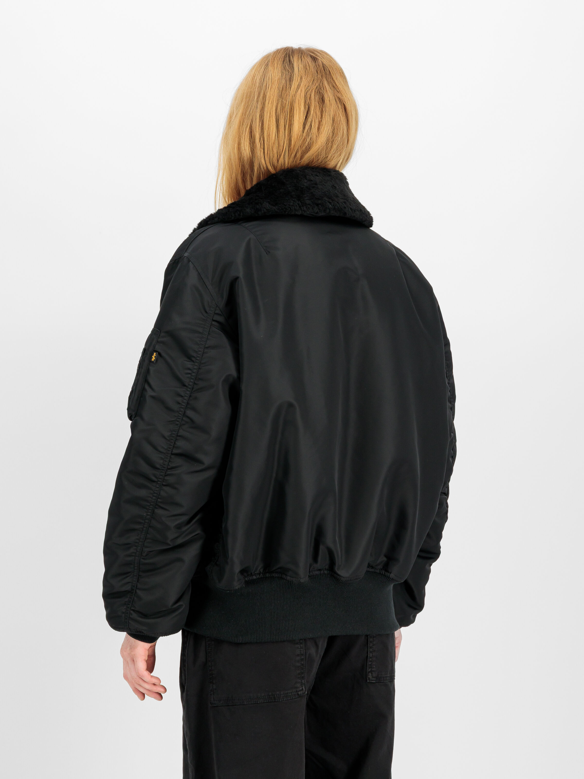B-15 Intermediate Loose Bomber Jacket all black 268161_404_2_model_00006_246177