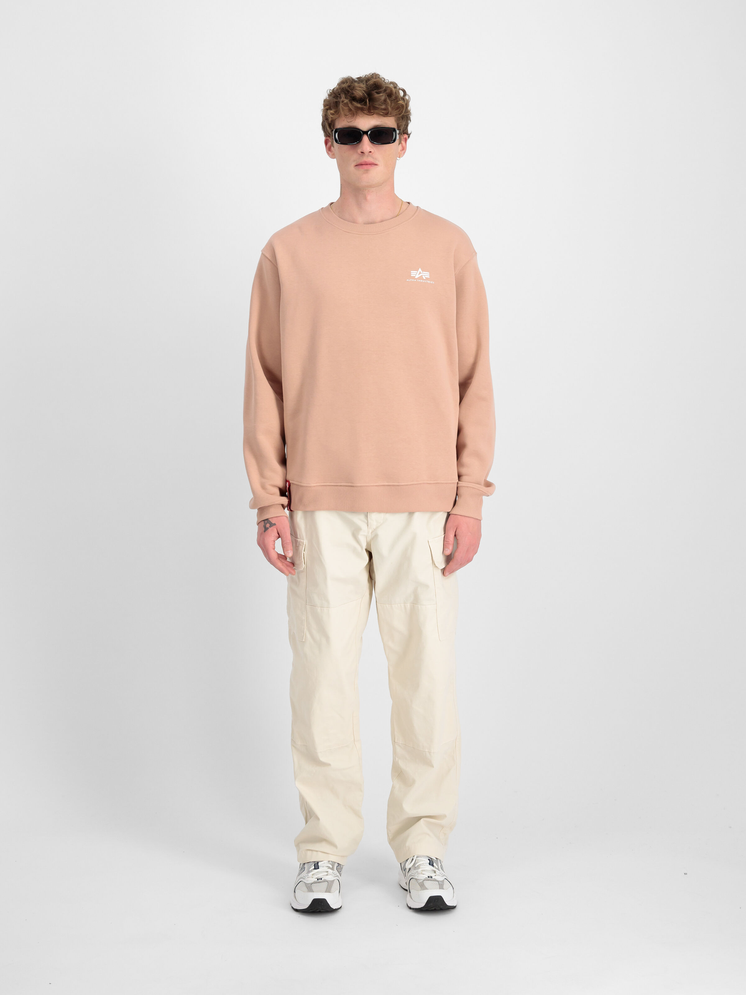 Basic Small Logo Sweatshirt Dusty Coral 188307_721_2_model_00001_97379