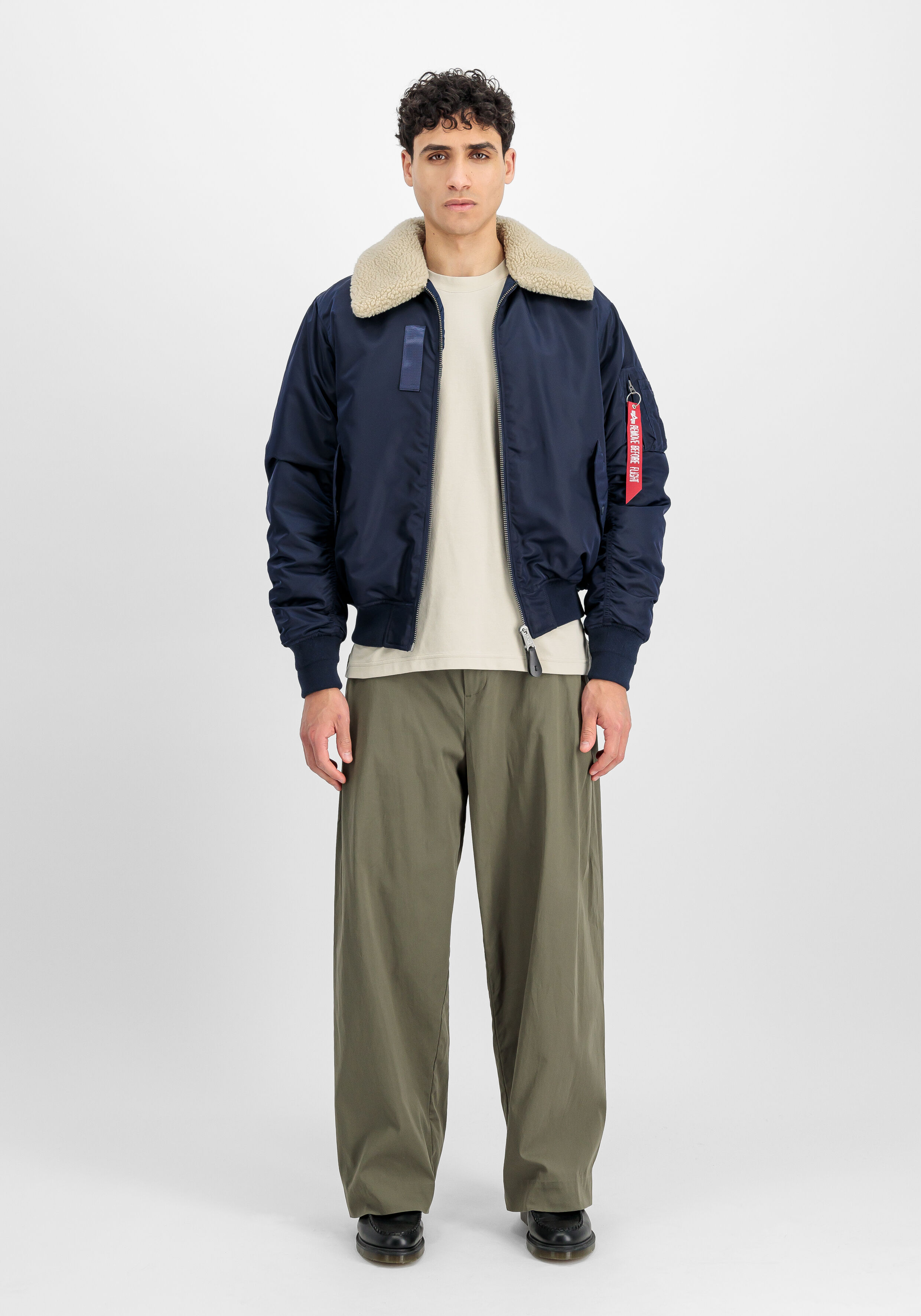 B-15 MOD Reversible Bomber Jacket ultra navy 258115_697_2_model_00001_162797