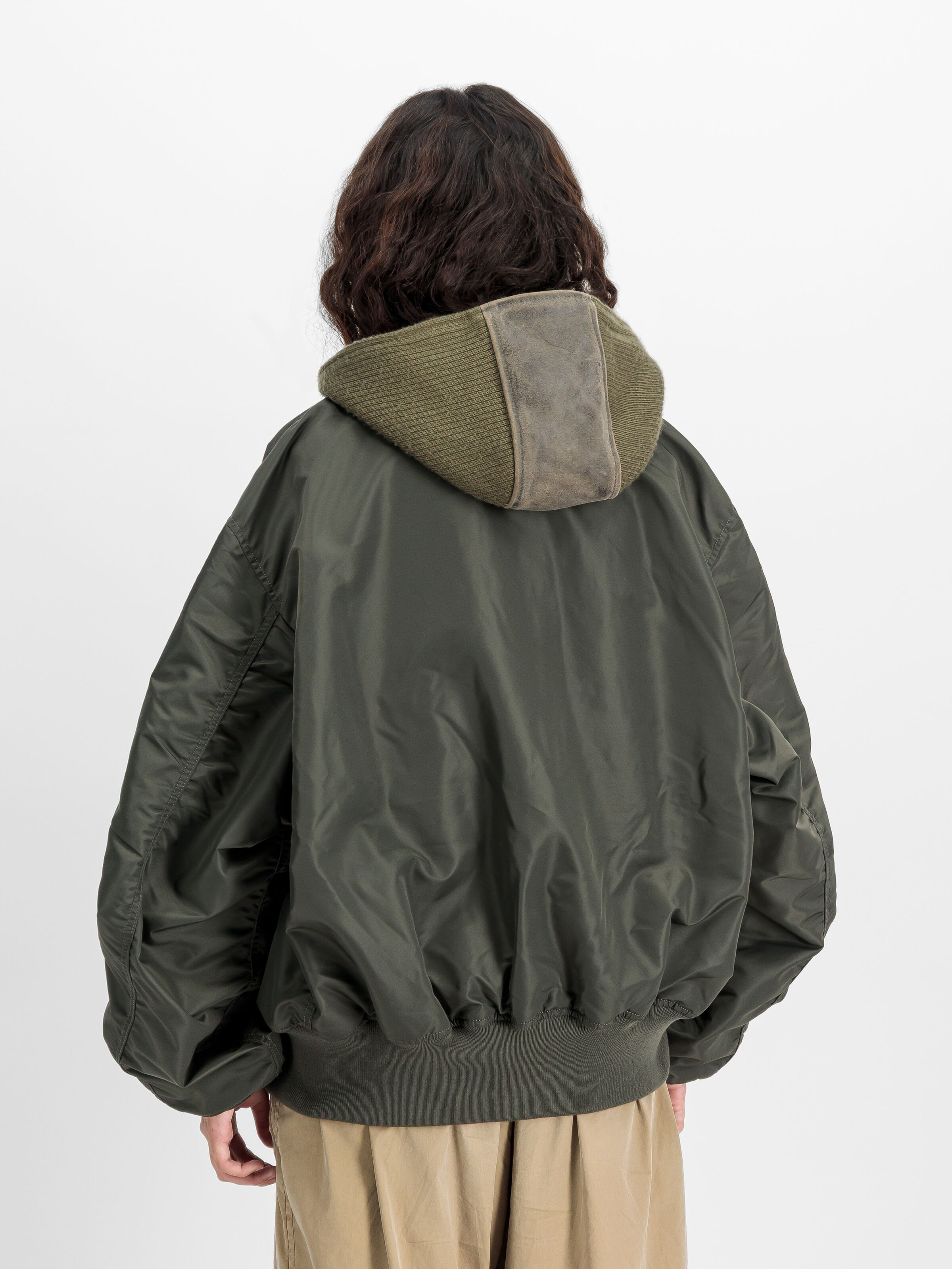 ALPHA x GR10K CWU-45 Bomber Jacket rep.grey 266123_04_2_model_00006_223545