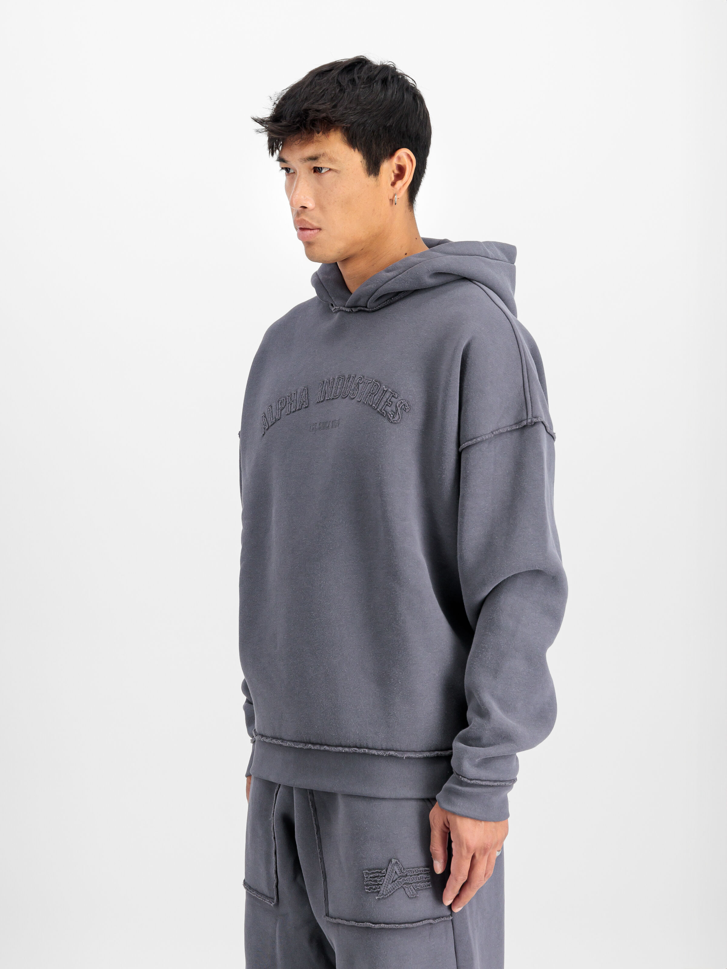 Open Edge Hoodie vintage grey 148335_684_2_model_00003_108738
