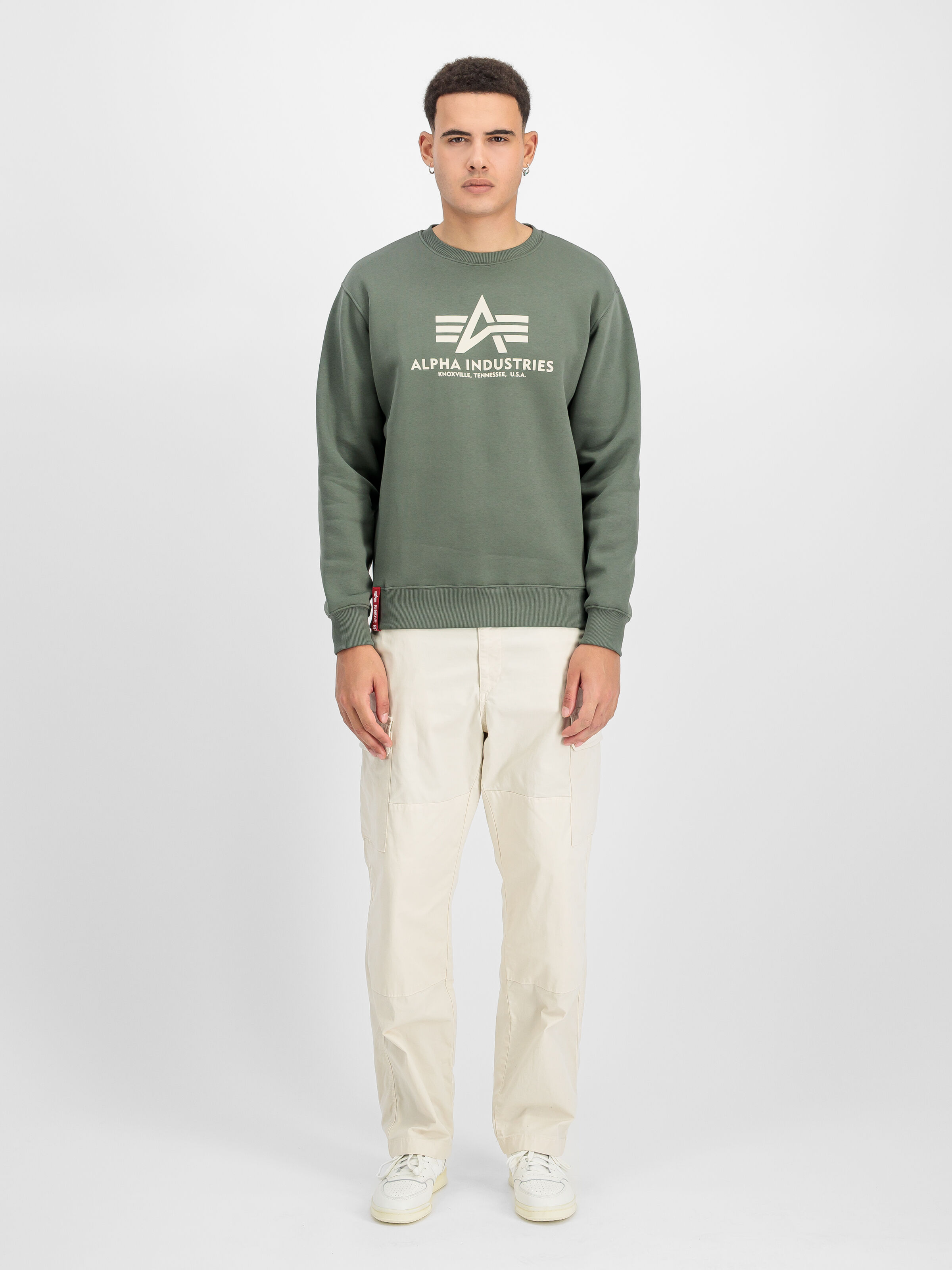 Basic Big Logo Sweatshirt vintage green 178302_432_2_model_00001_185001