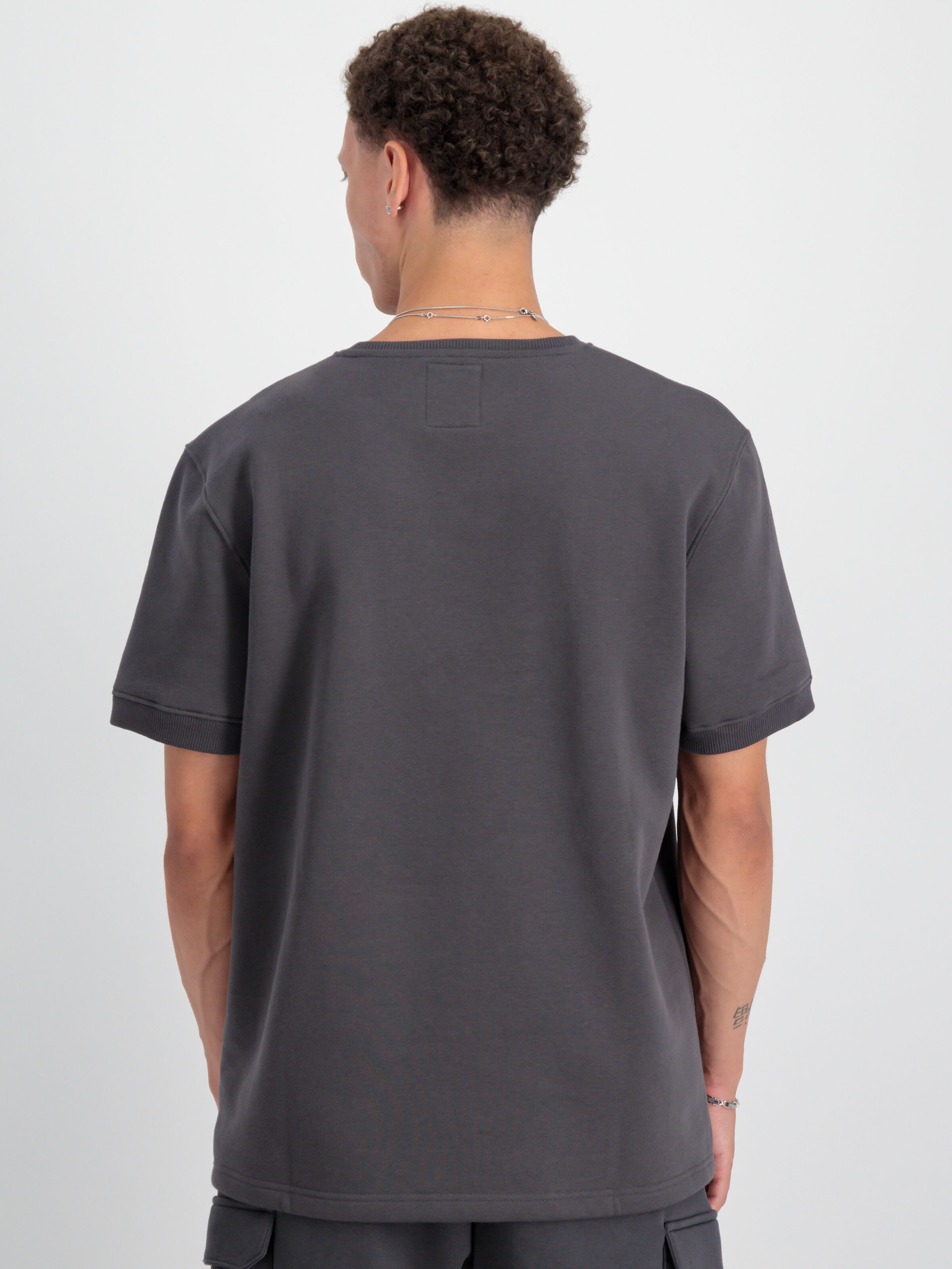 138502_684_alpha_industries_x_fit_label_t_003_182907