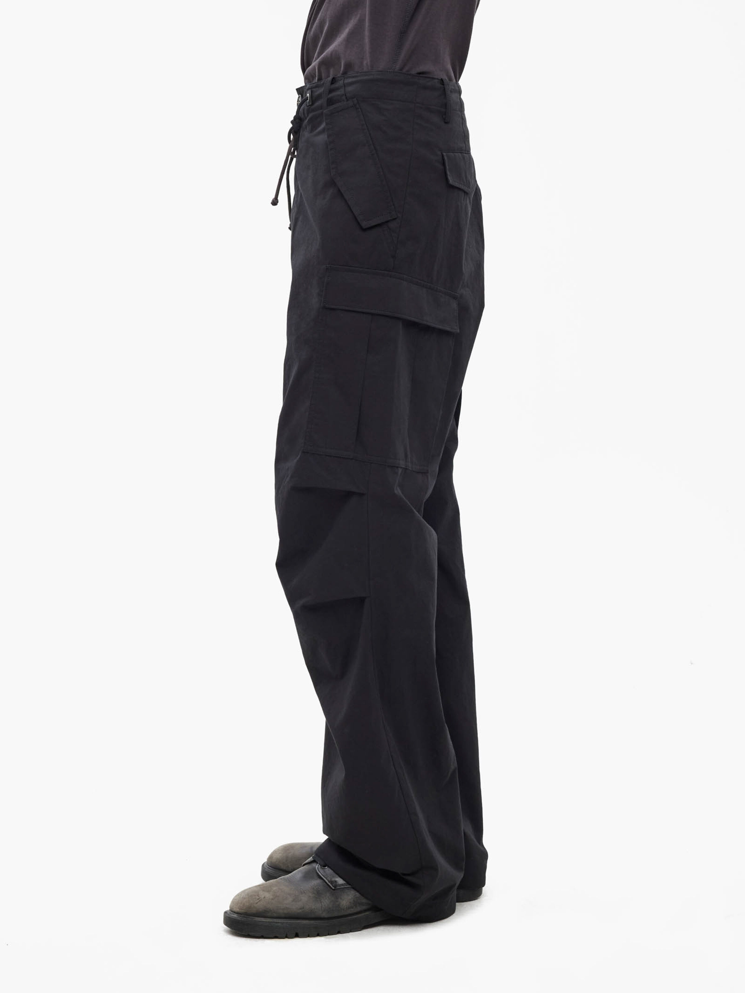 ALPHA x JIYONGKIM Sun-Bleached Multi Pocket Pant black 266206_03_2_model_00003_226006