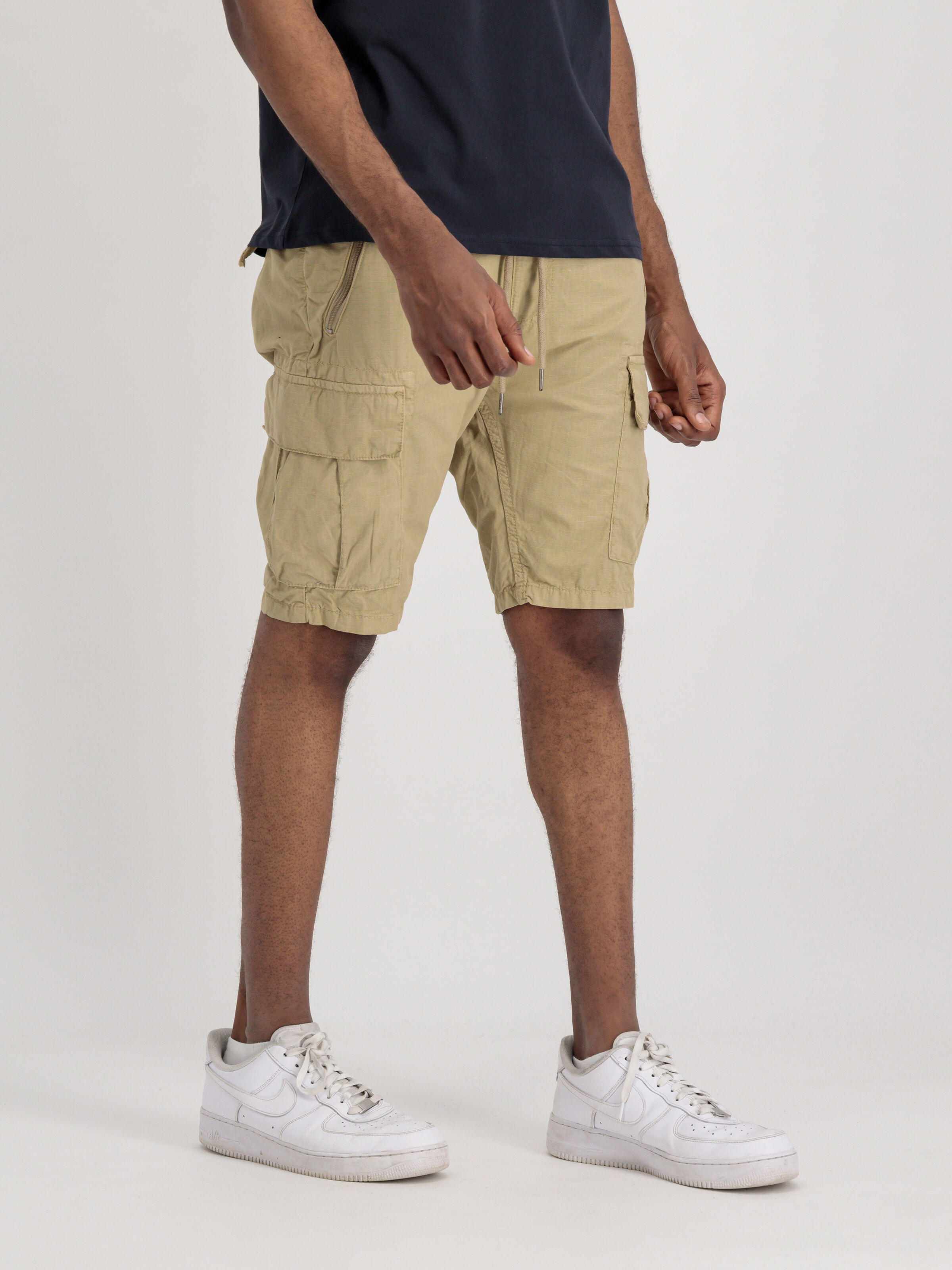 106250_14_alpha_industries_ripstop_jogger_short_004_182377