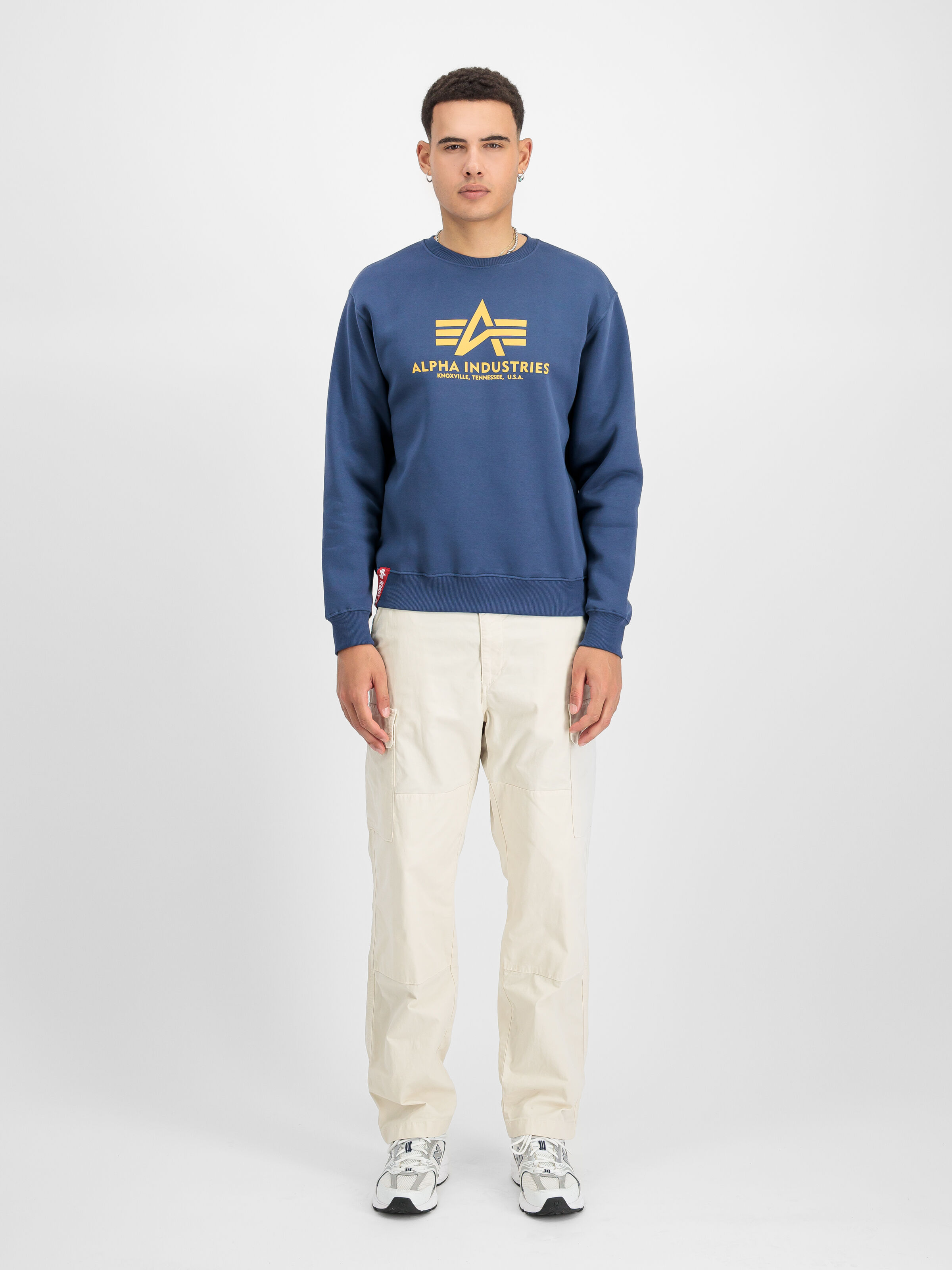 Basic Big Logo Sweatshirt new navy/wheat 178302_463_2_model_00001_185101