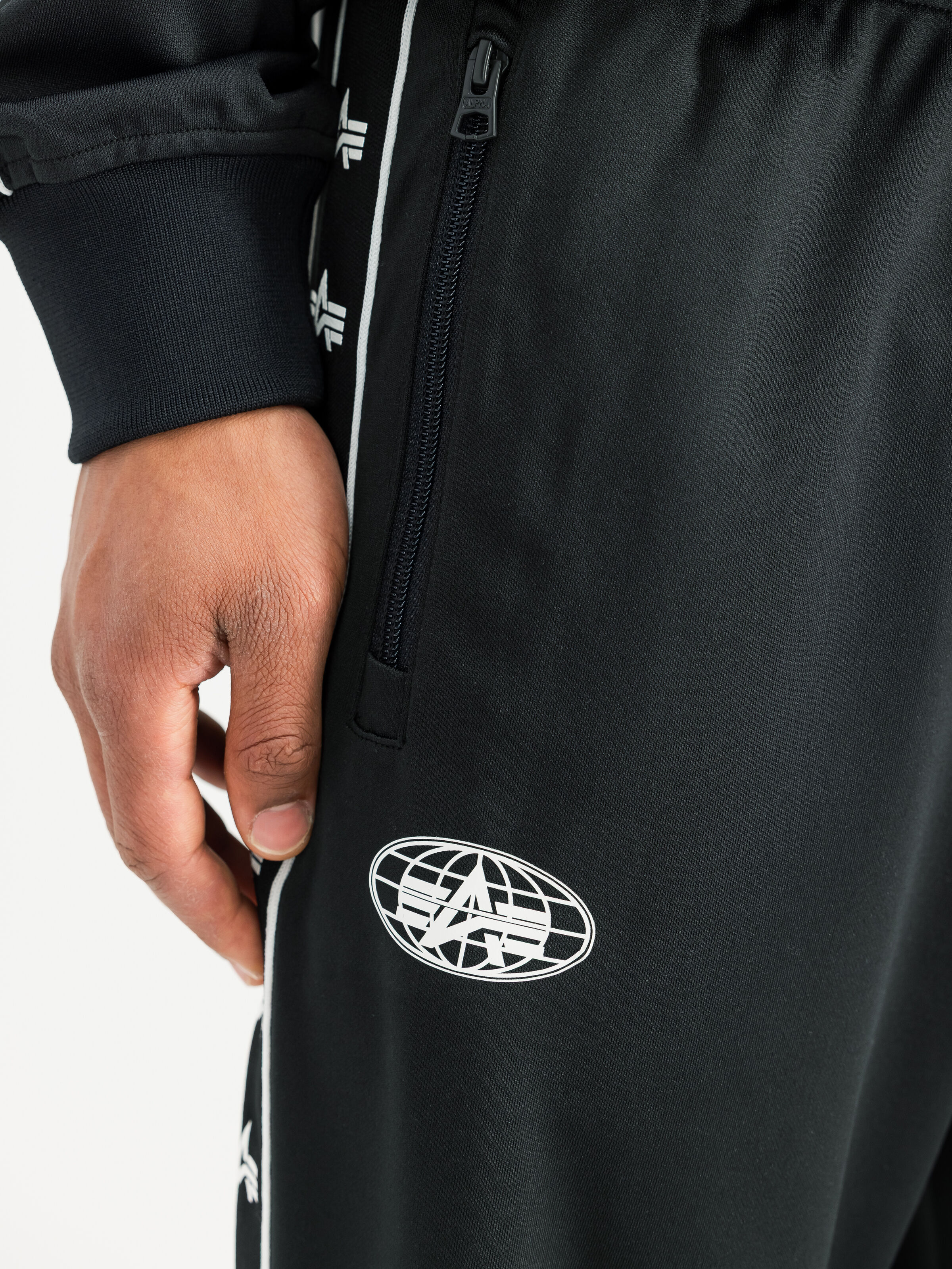 Track Tricot Pant black 268211_03_3_detail_00001_236447