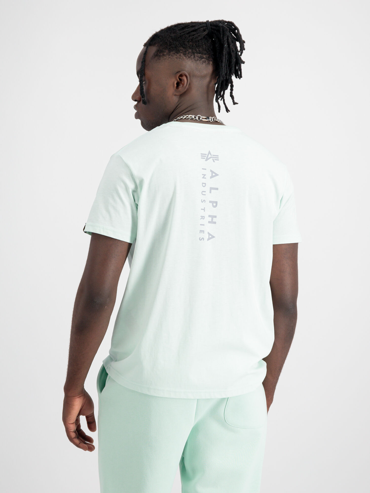 Embroidery T-Shirt Unisex mint 118536_43_alpha_industries_unisex_emb_t_shirt_002_124122