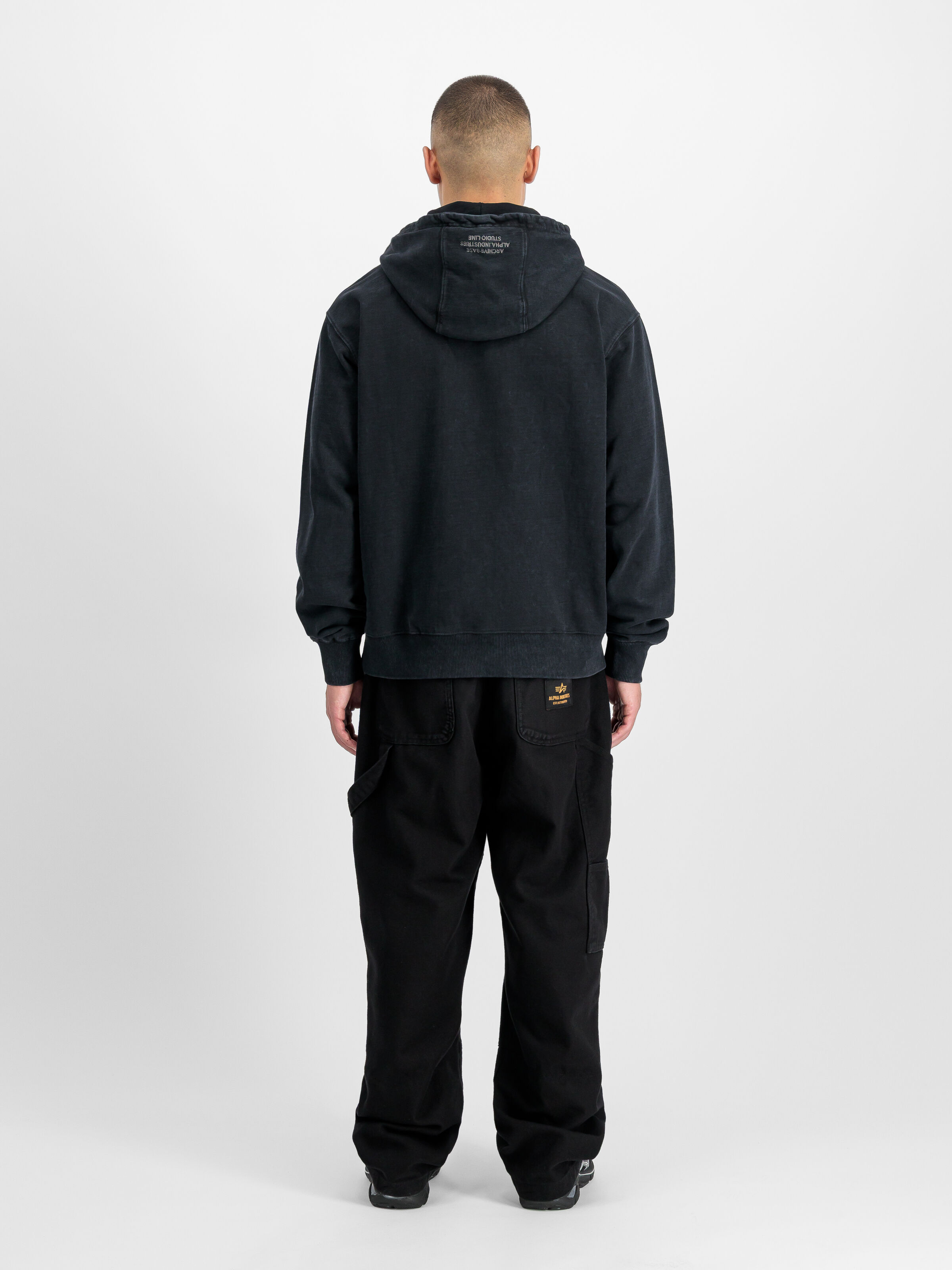 World Embroidery Unisex Hoodie black 266333_03_2_model_00002_213464