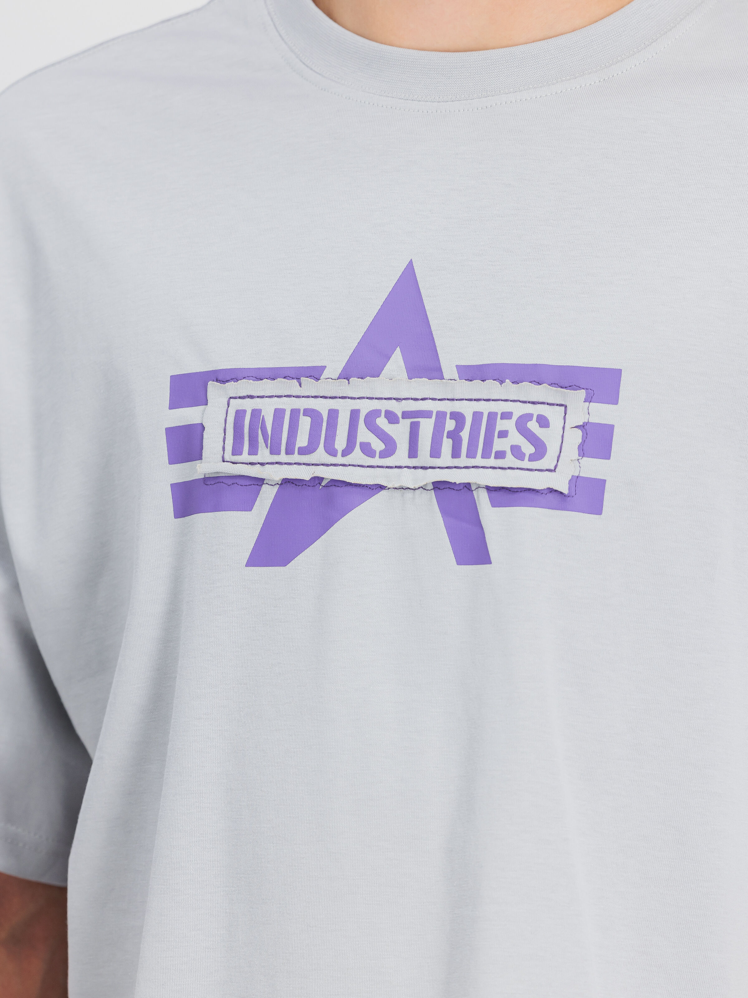 Logo Edge T-Shirt pastel grey 148507_666_3_detail_00001_108139